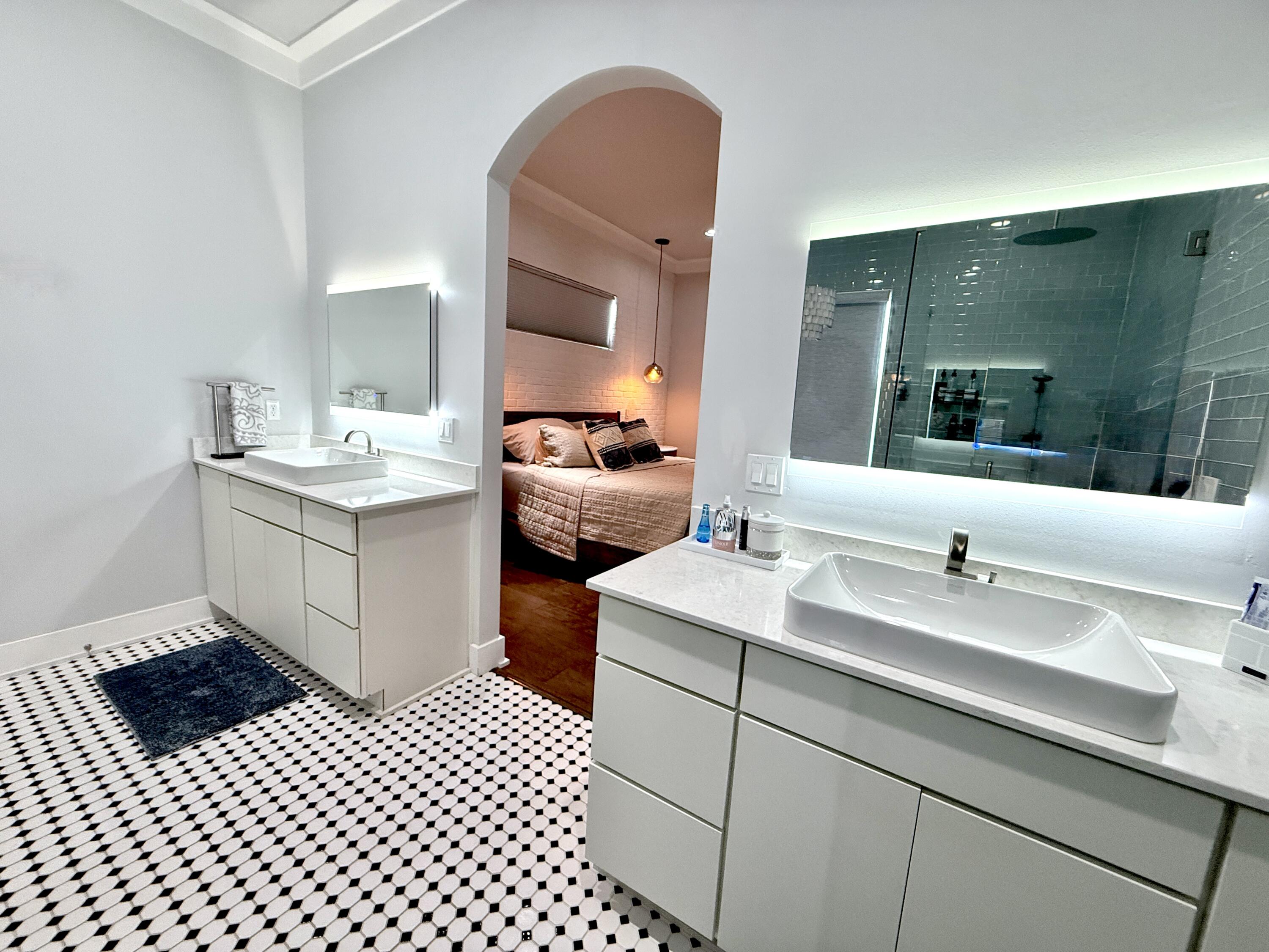 CALUSA BAY S/D - Residential