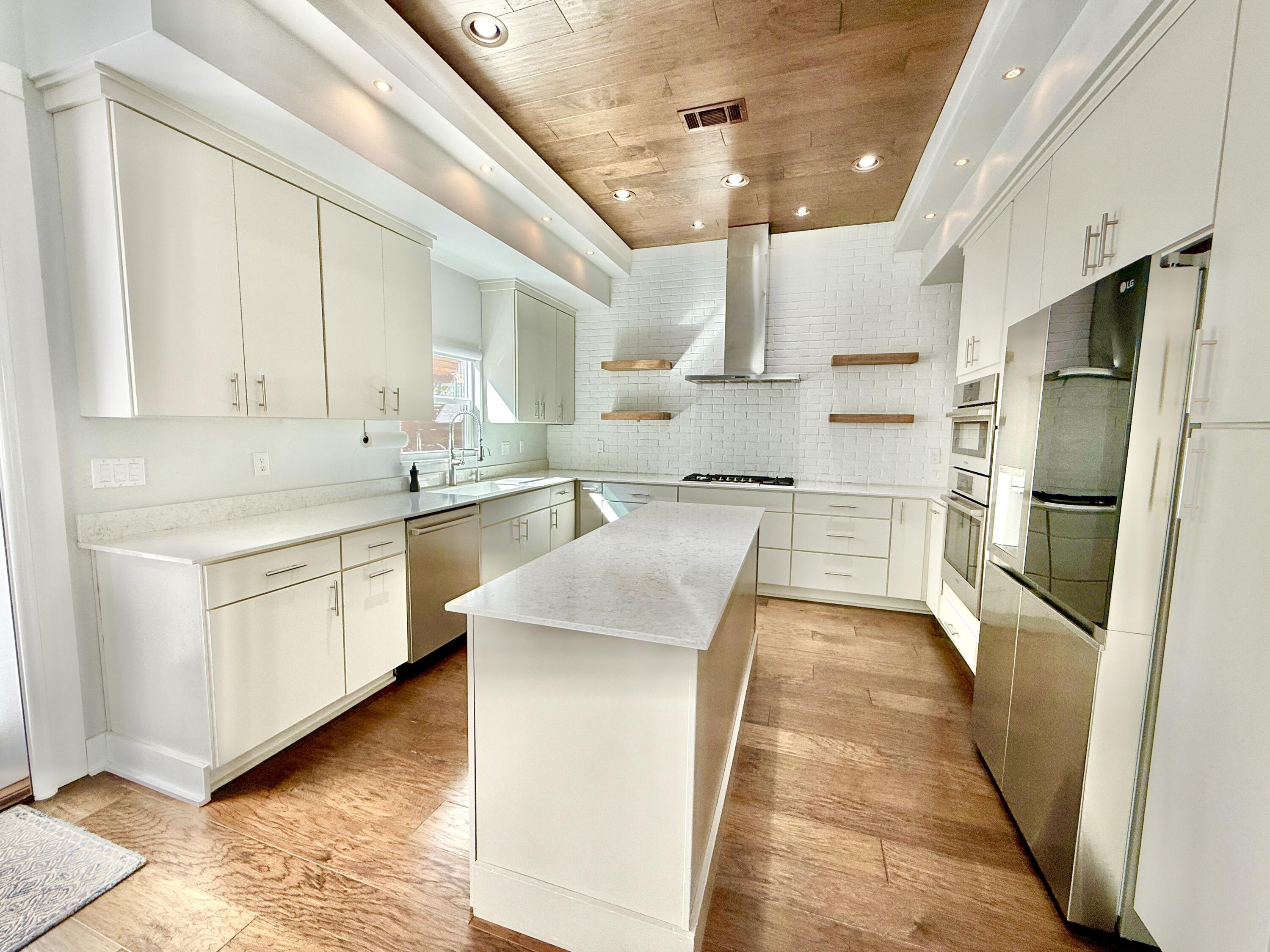 CALUSA BAY S/D - Residential