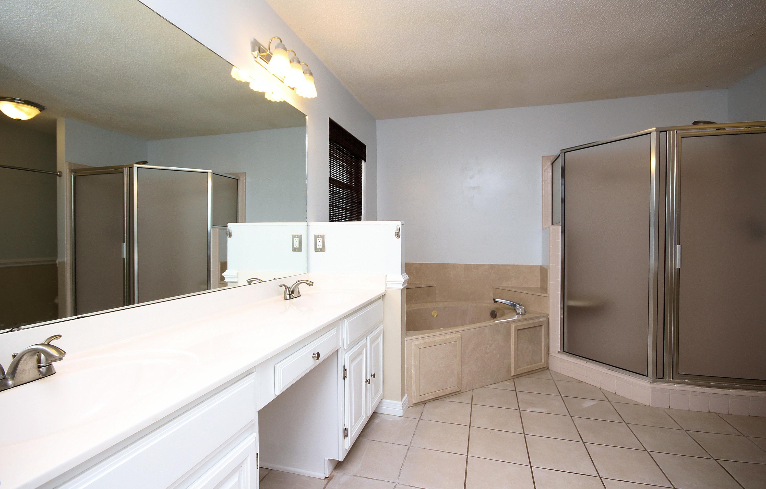 BRISTOL PARK - Residential Lease