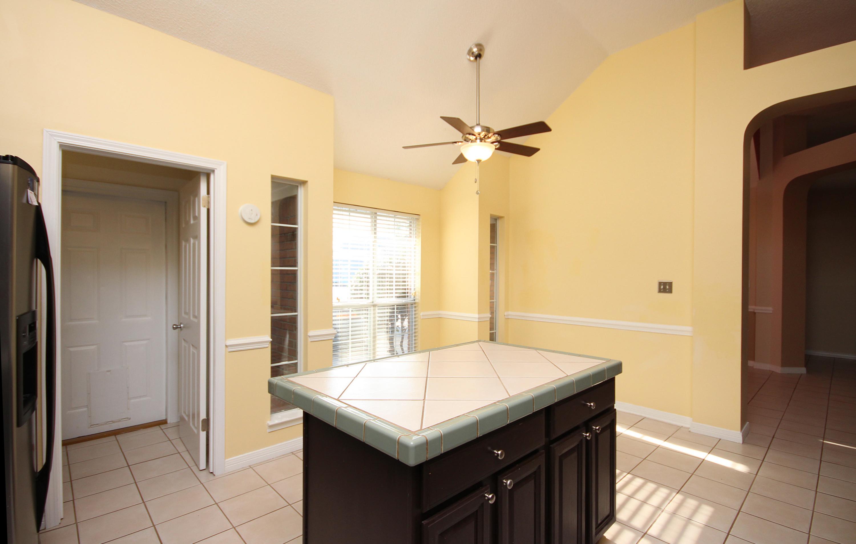 BRISTOL PARK - Residential Lease