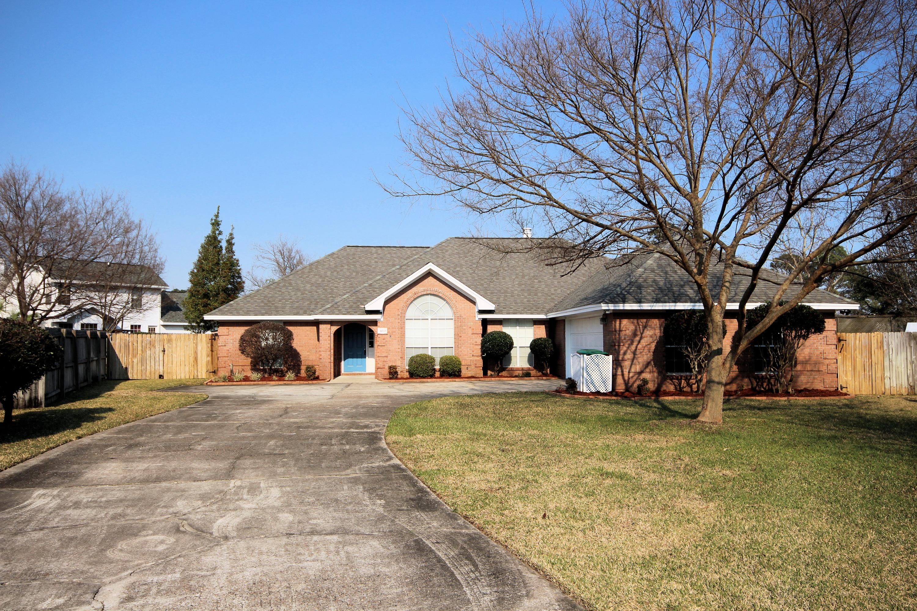 BRISTOL PARK - Residential Lease