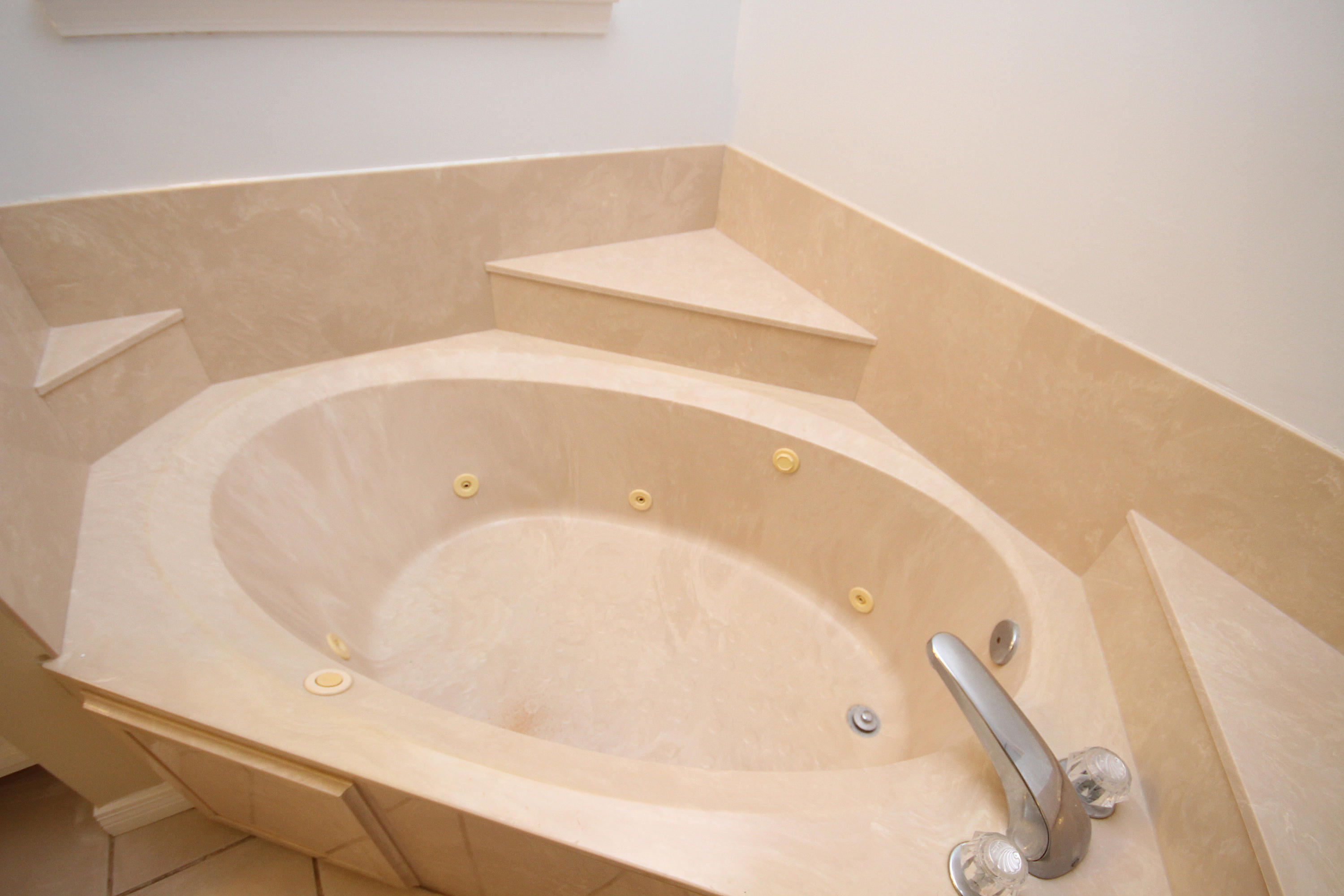 BRISTOL PARK - Residential Lease