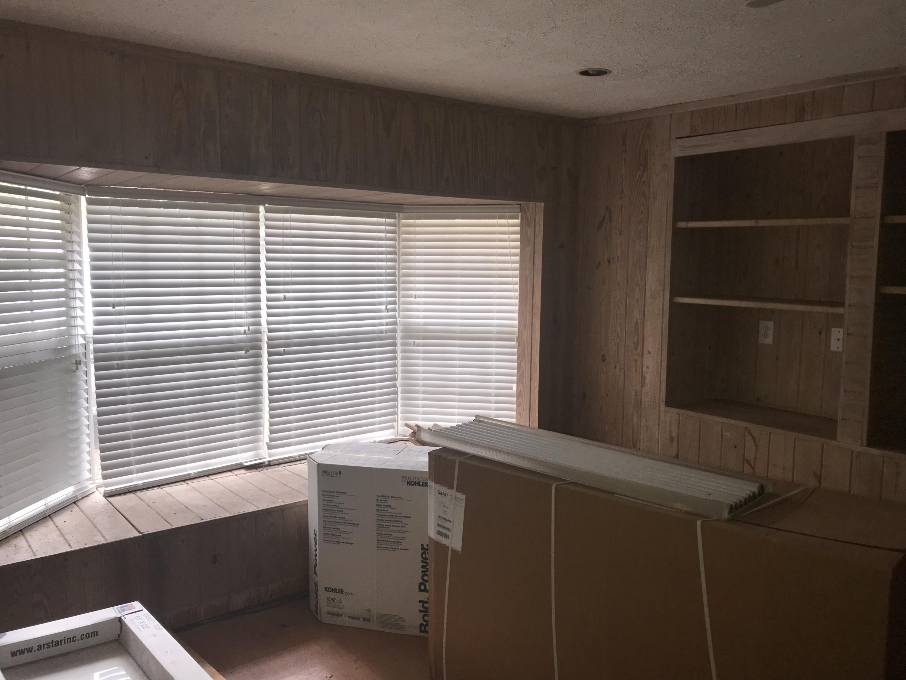 3RD ADD GARNIER BCH LOT 14 BLK 5 - Residential