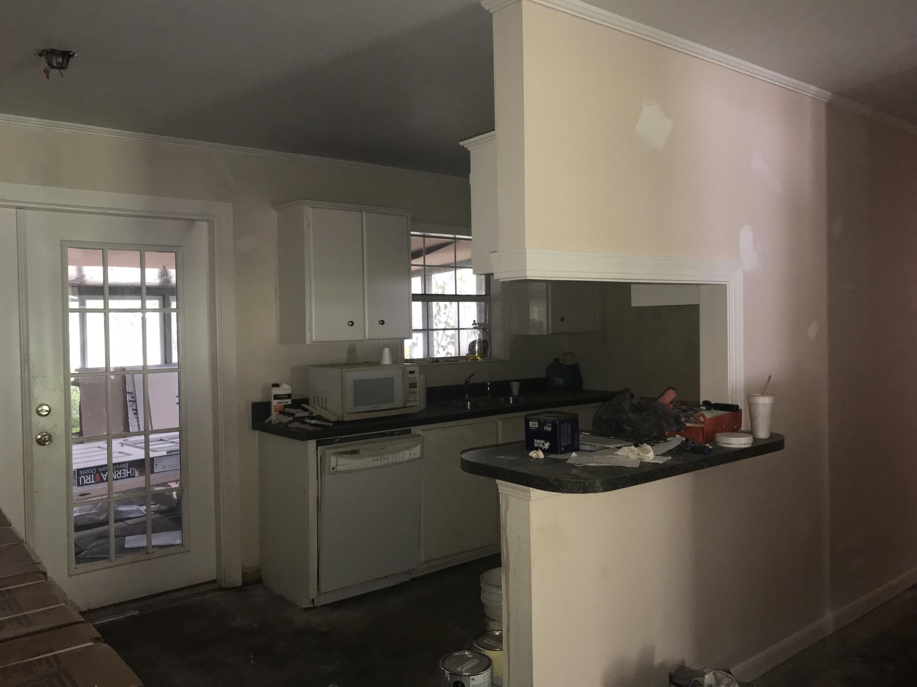 3RD ADD GARNIER BCH LOT 14 BLK 5 - Residential