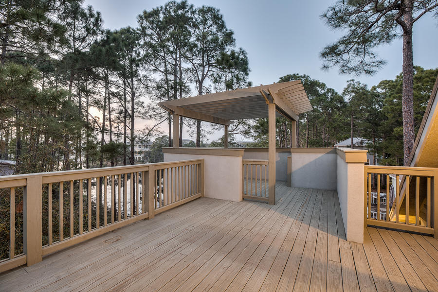 LAKEWOOD OF SEAGROVE BEACH - Residential
