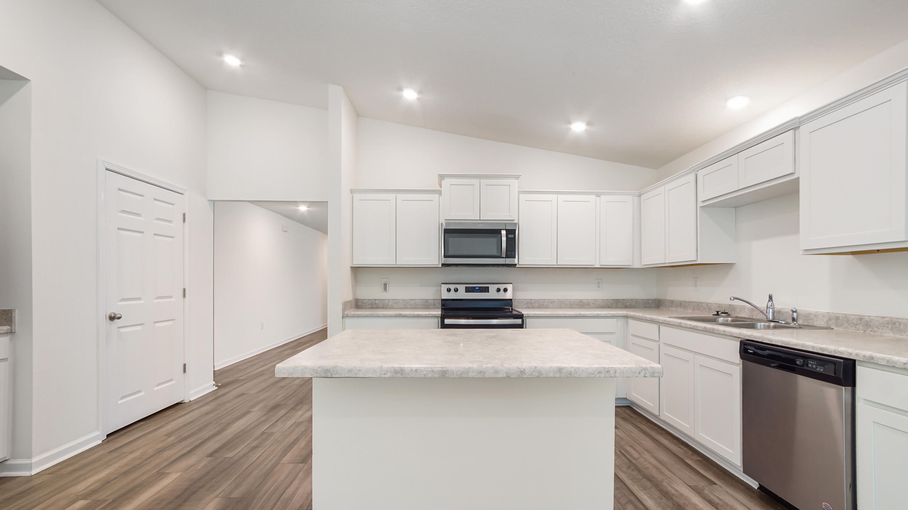 RIVERWALK - Residential