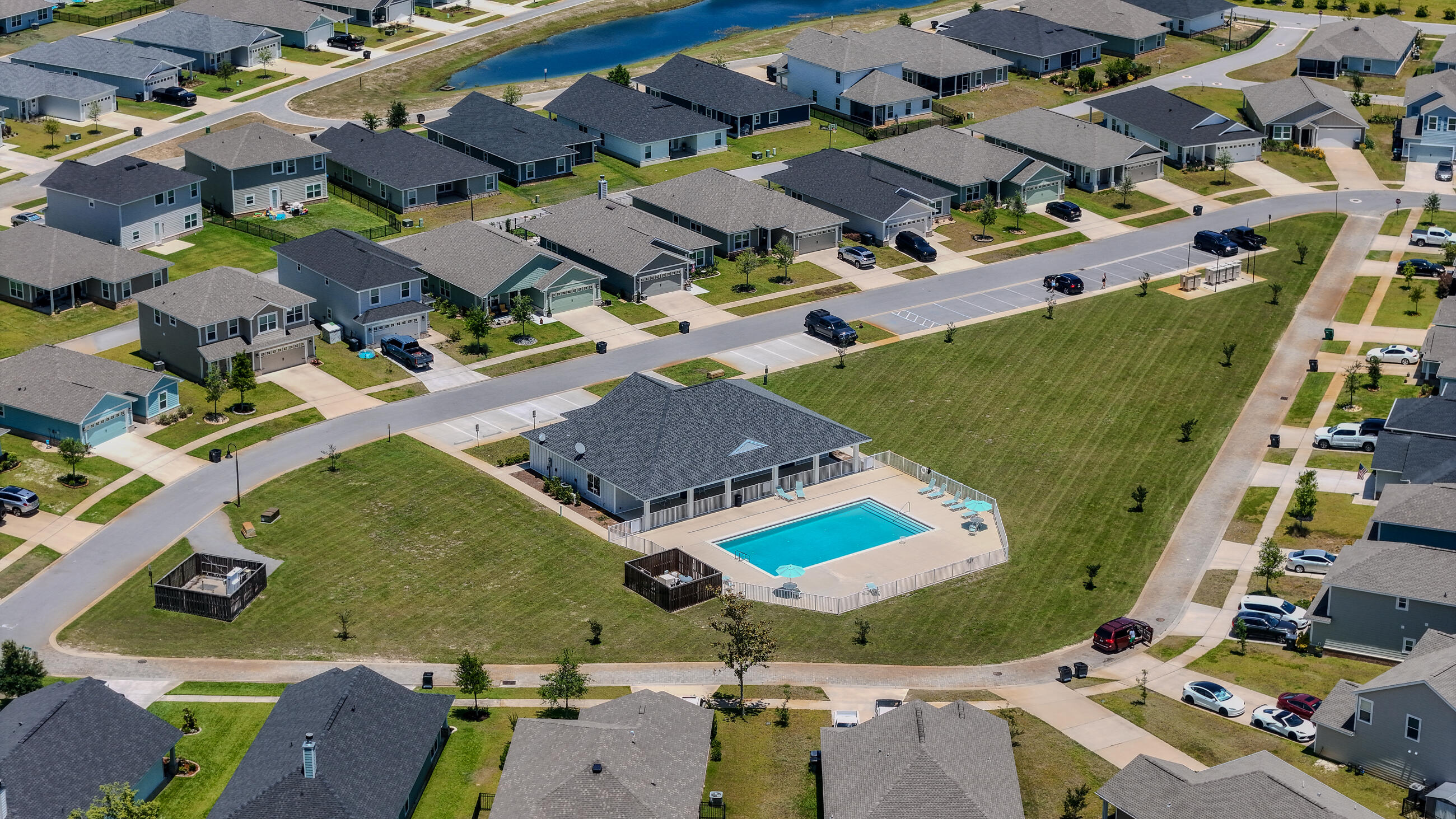 RIVERWALK - Residential