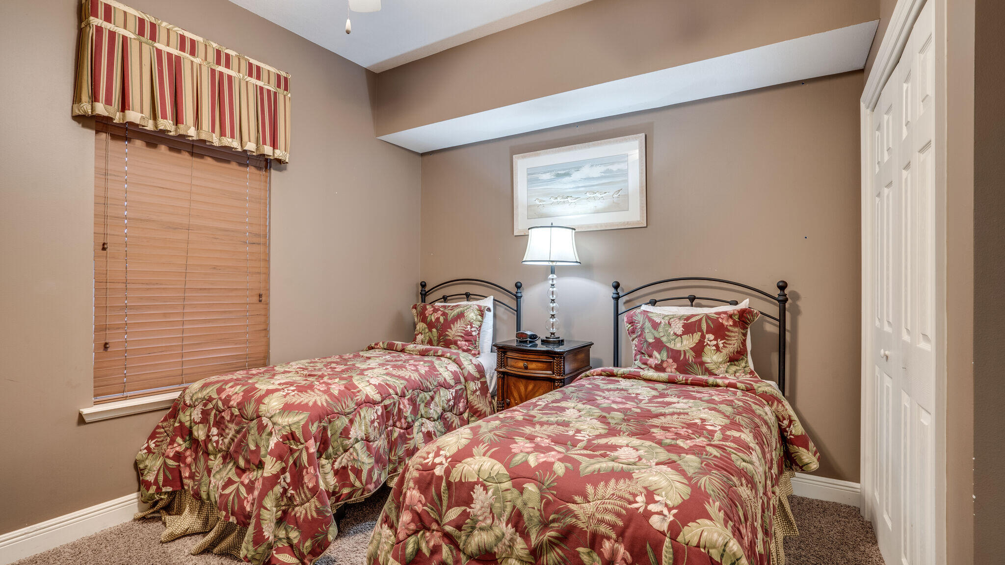 ARIEL DUNES II - Residential