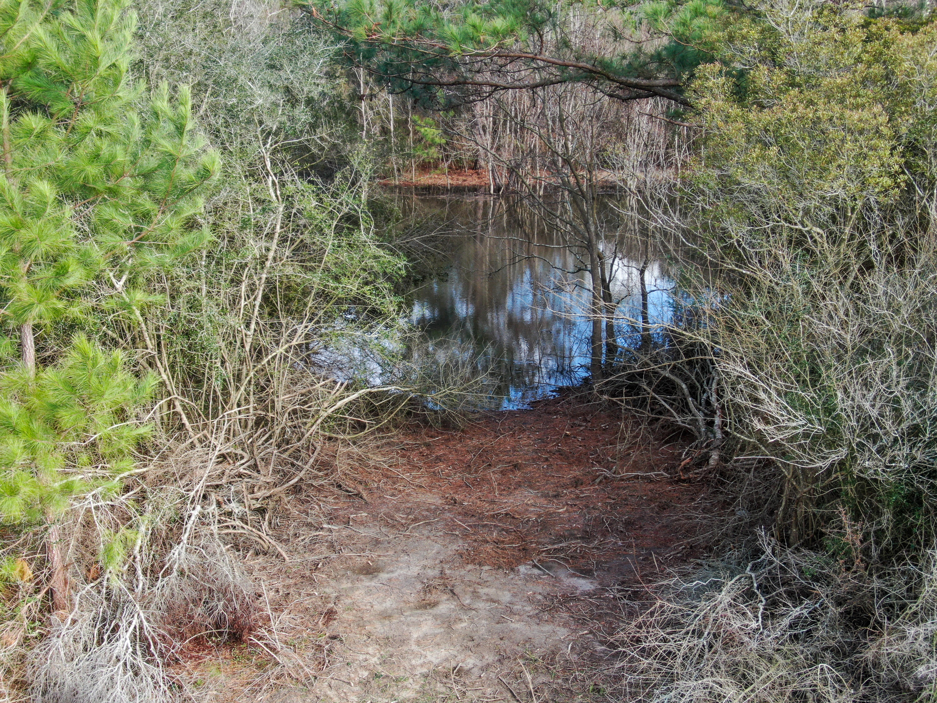 METES & BOUNDS - Land