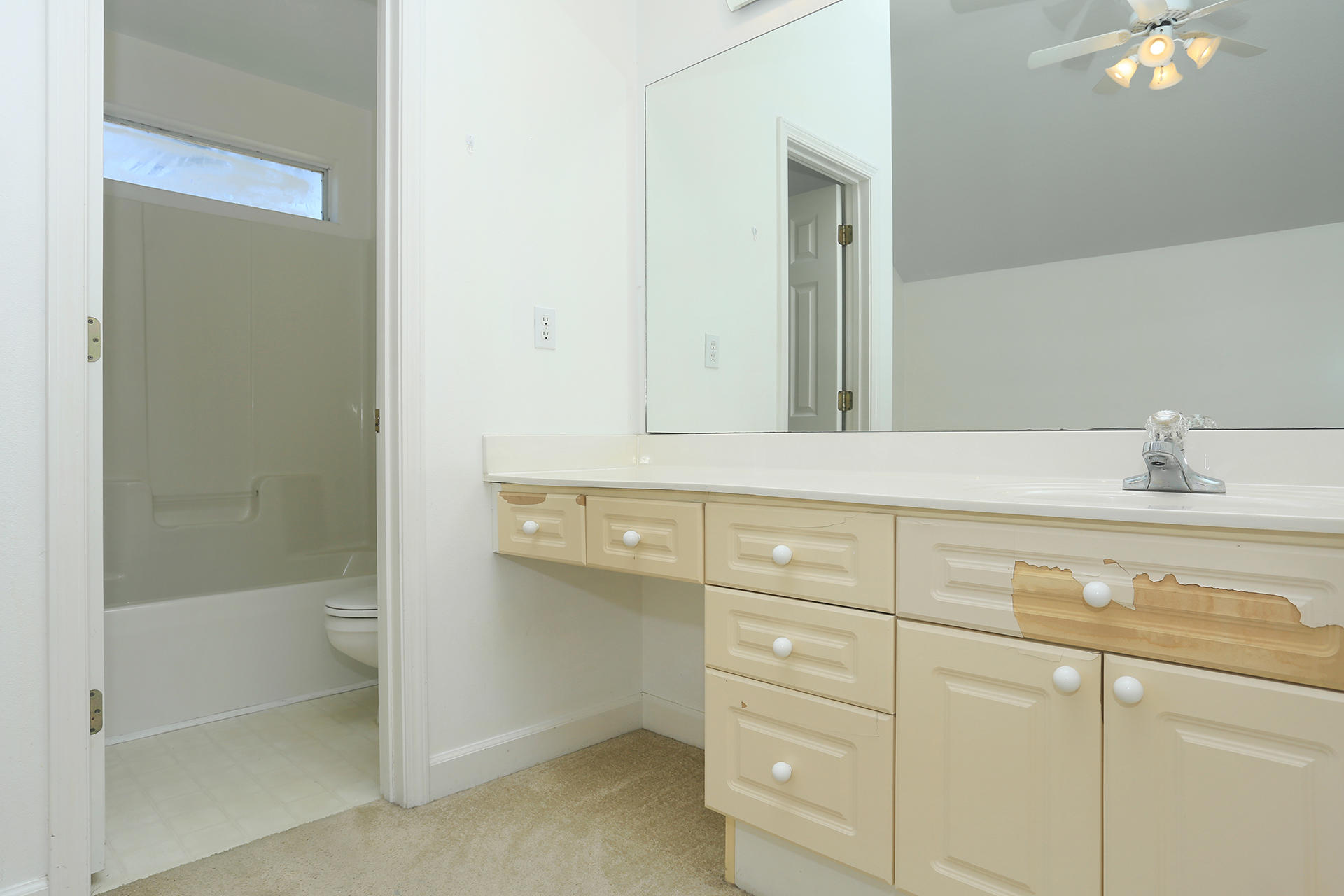 PELICAN PLACE T/H WEST - Residential