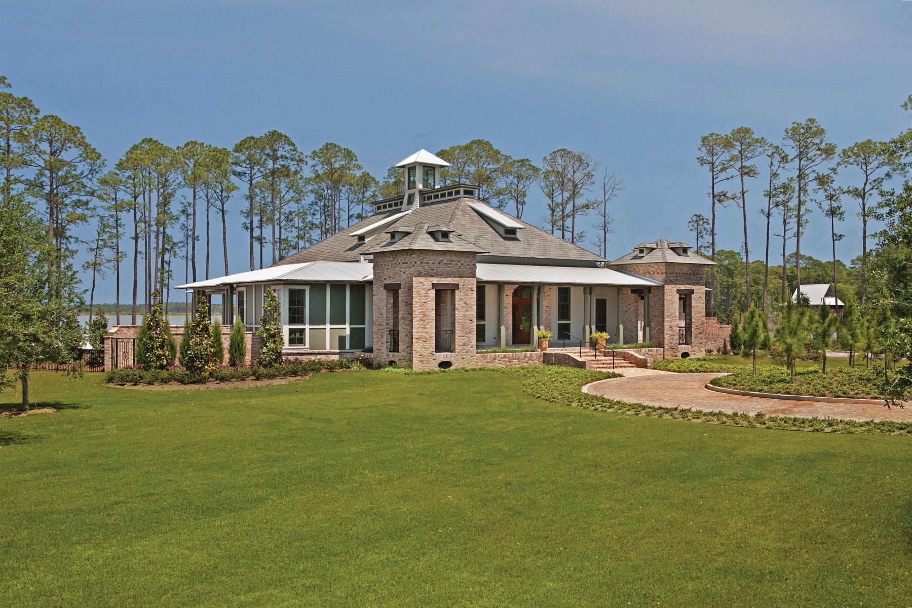 CHURCHILL OAKS - Land