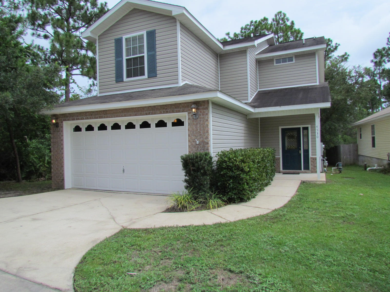 WHITEPOINT - Residential Lease