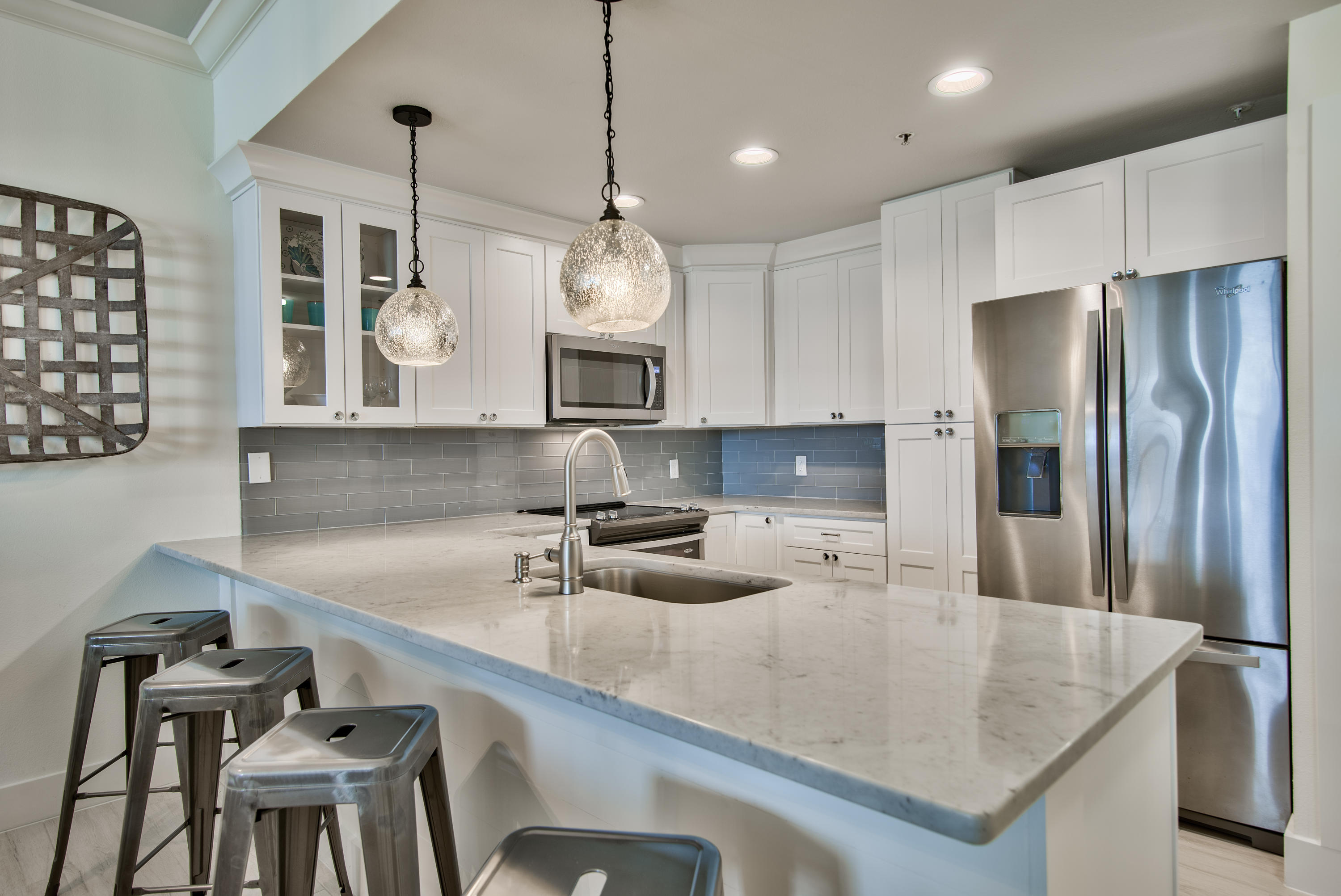 INN AT BLUE MOUNTAIN BEACH - Residential