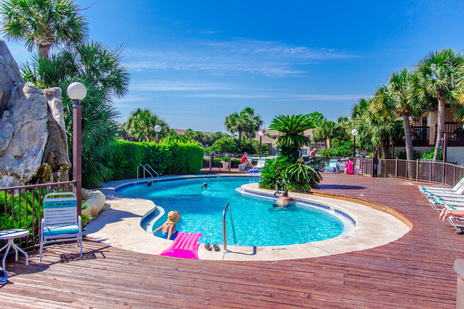 PORTSIDE CONDO - Residential