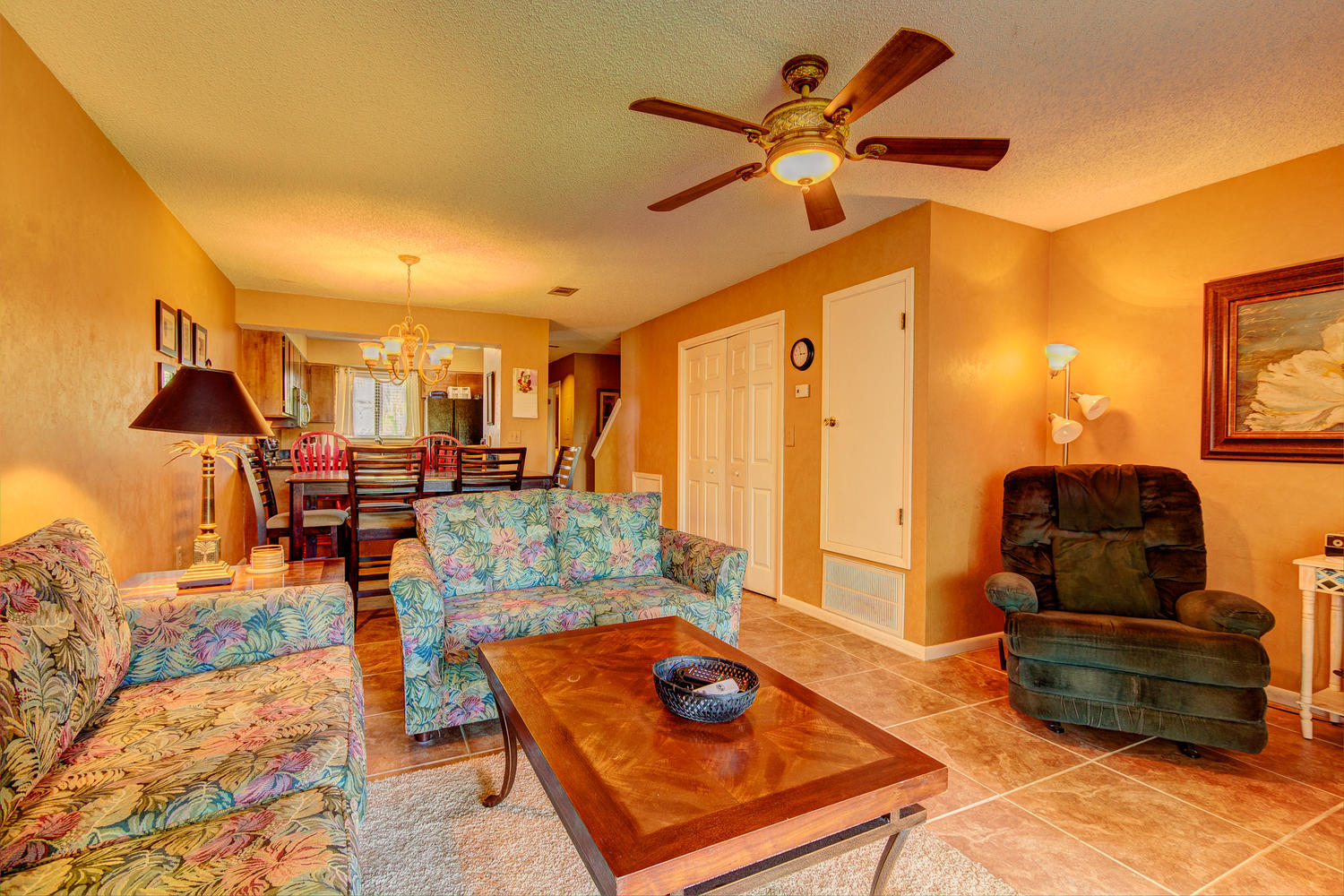 PORTSIDE CONDO - Residential