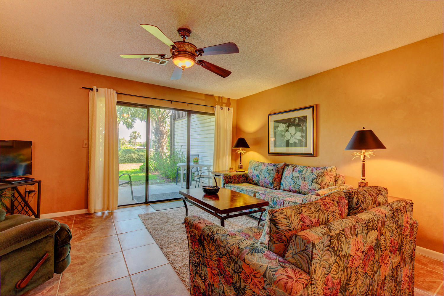 PORTSIDE CONDO - Residential