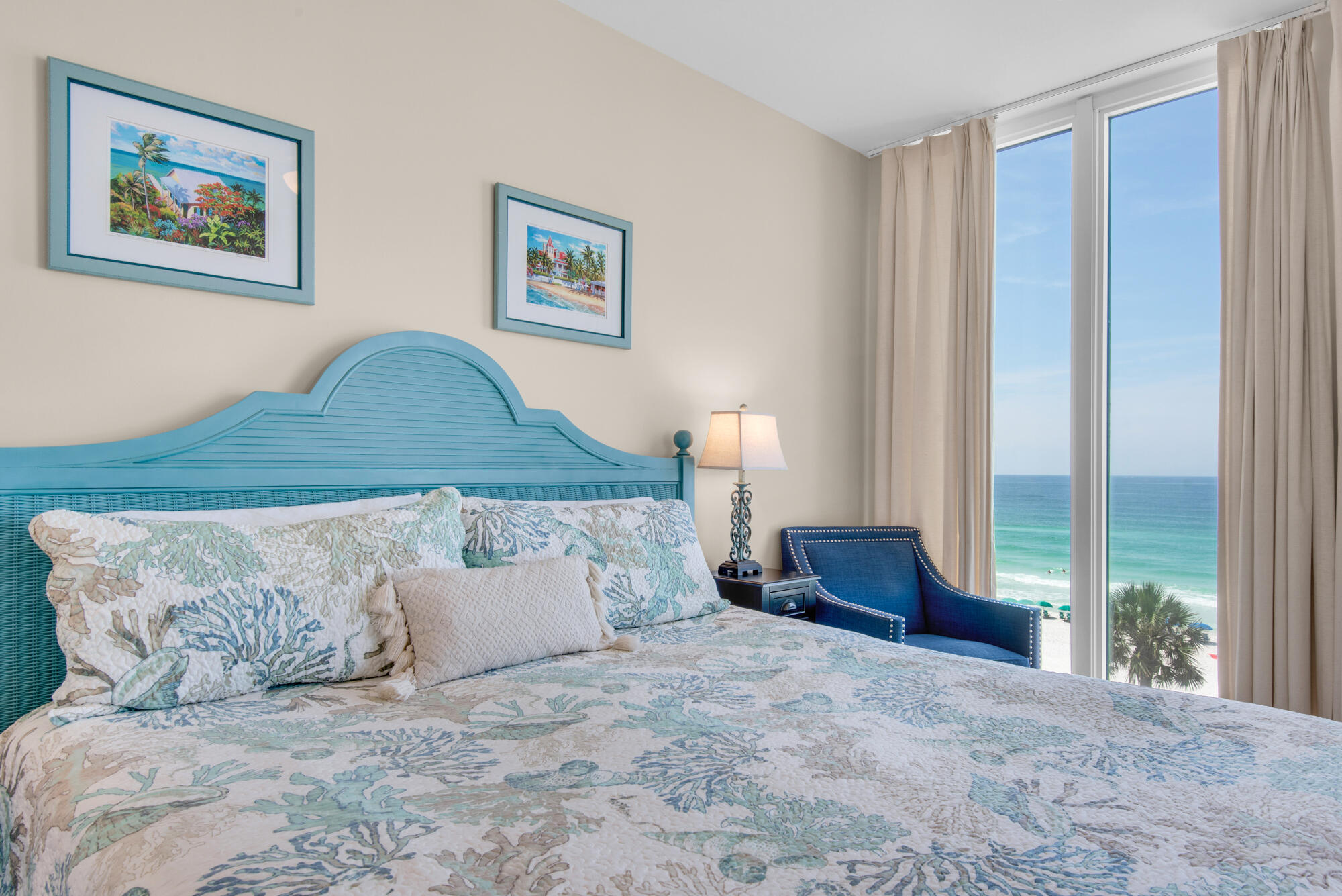 SILVER BEACH TOWERS EAST - Residential
