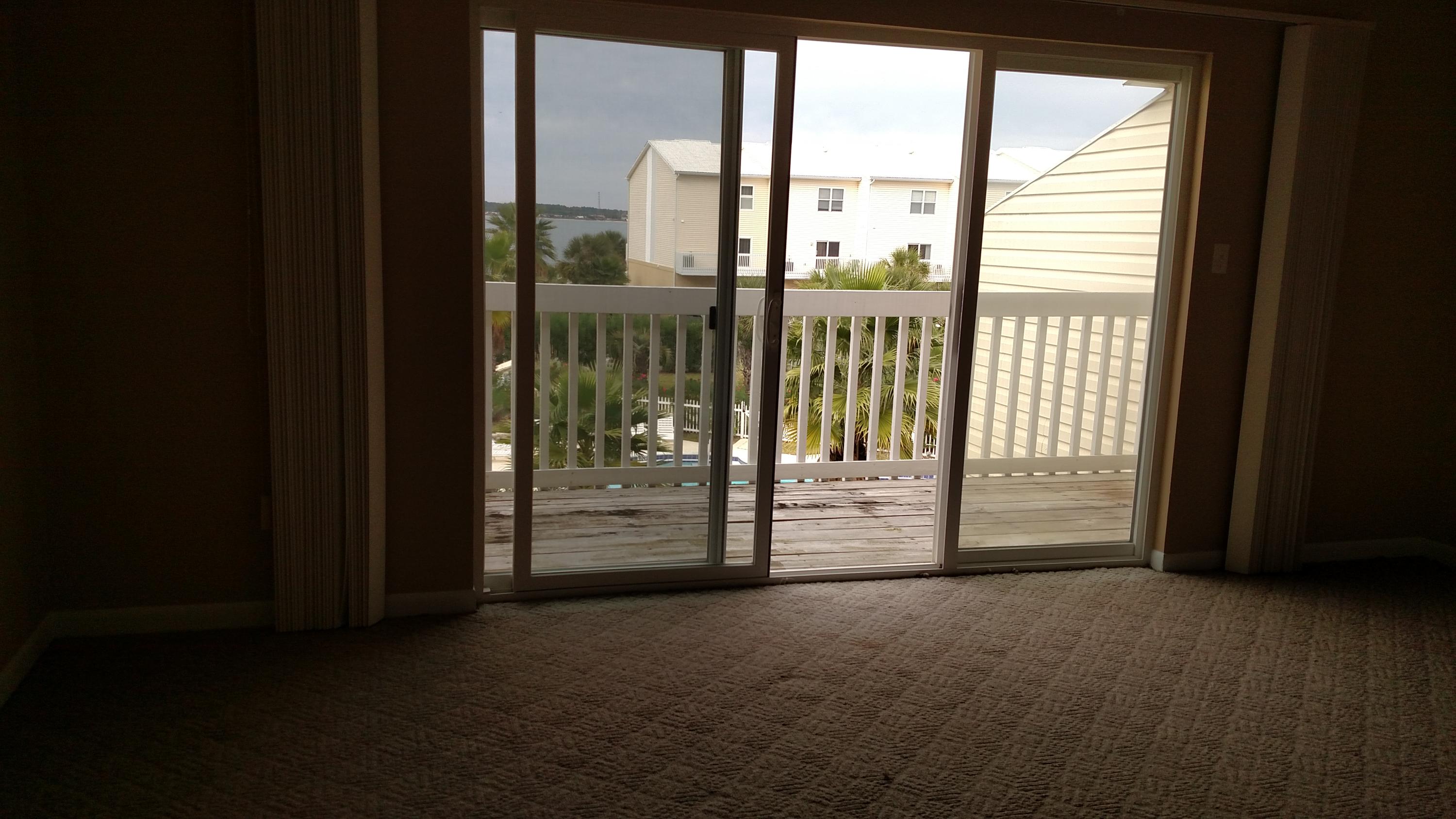 PARADISE POINT T/H - Residential