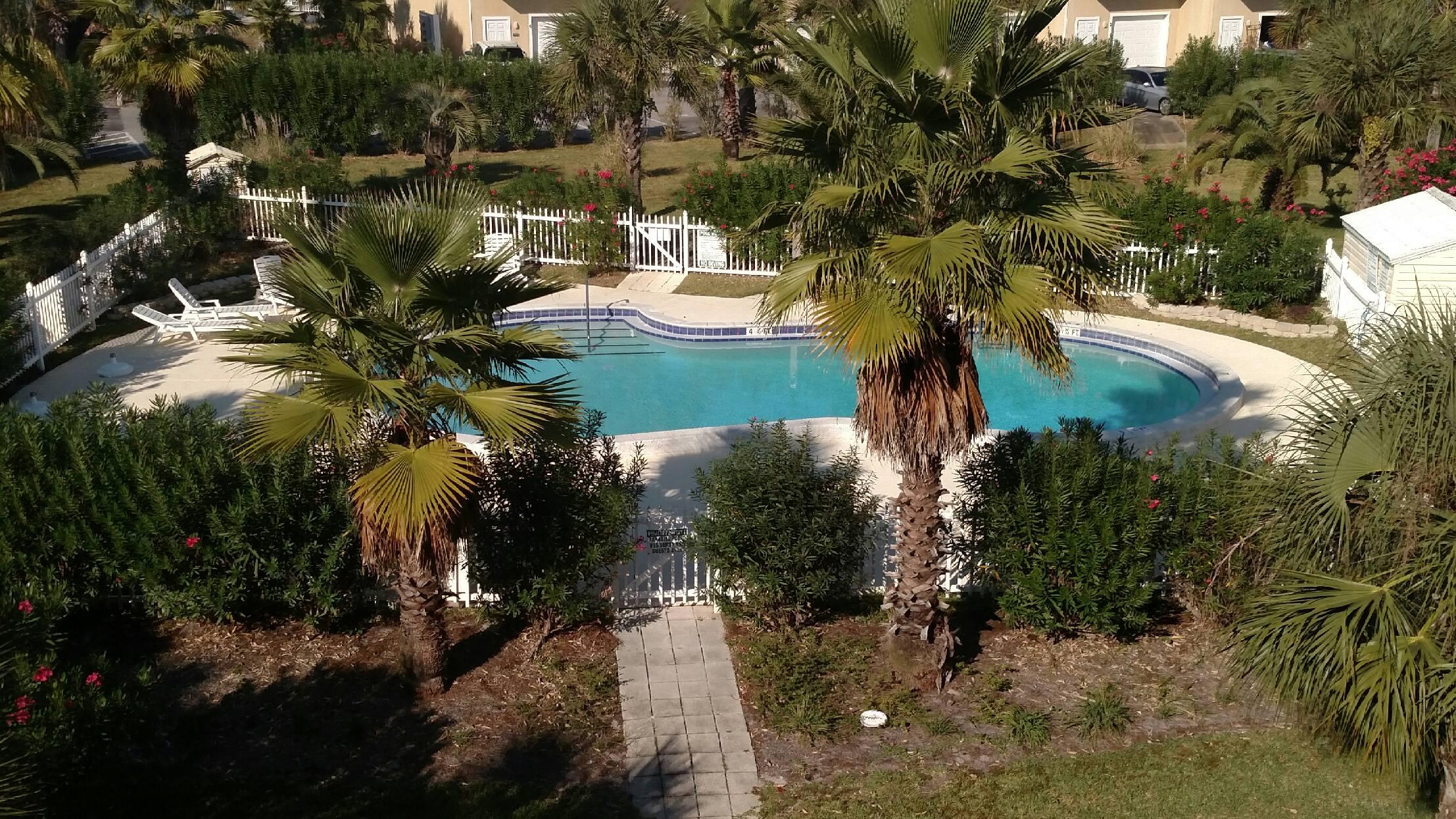 PARADISE POINT T/H - Residential