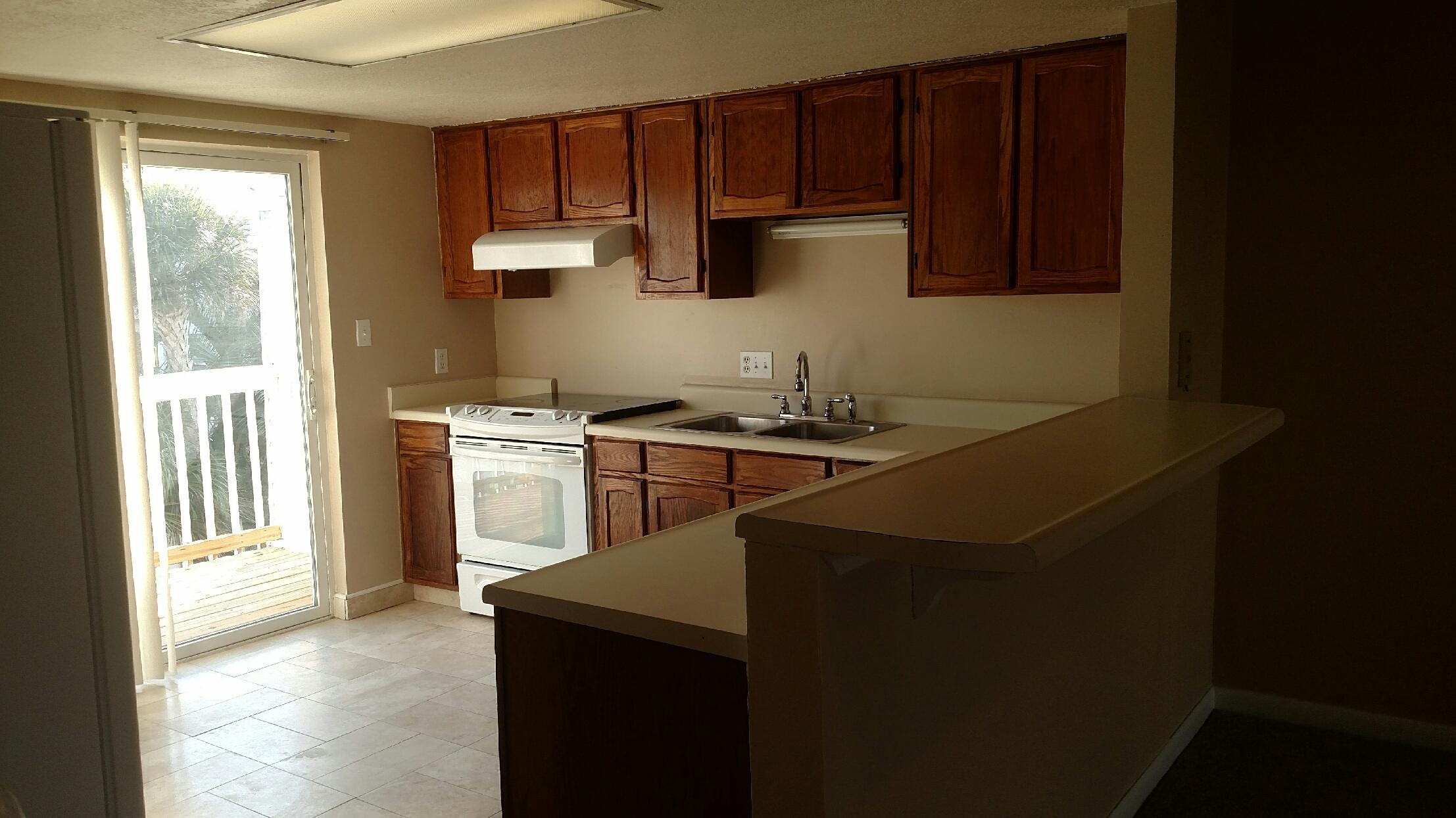 PARADISE POINT T/H - Residential