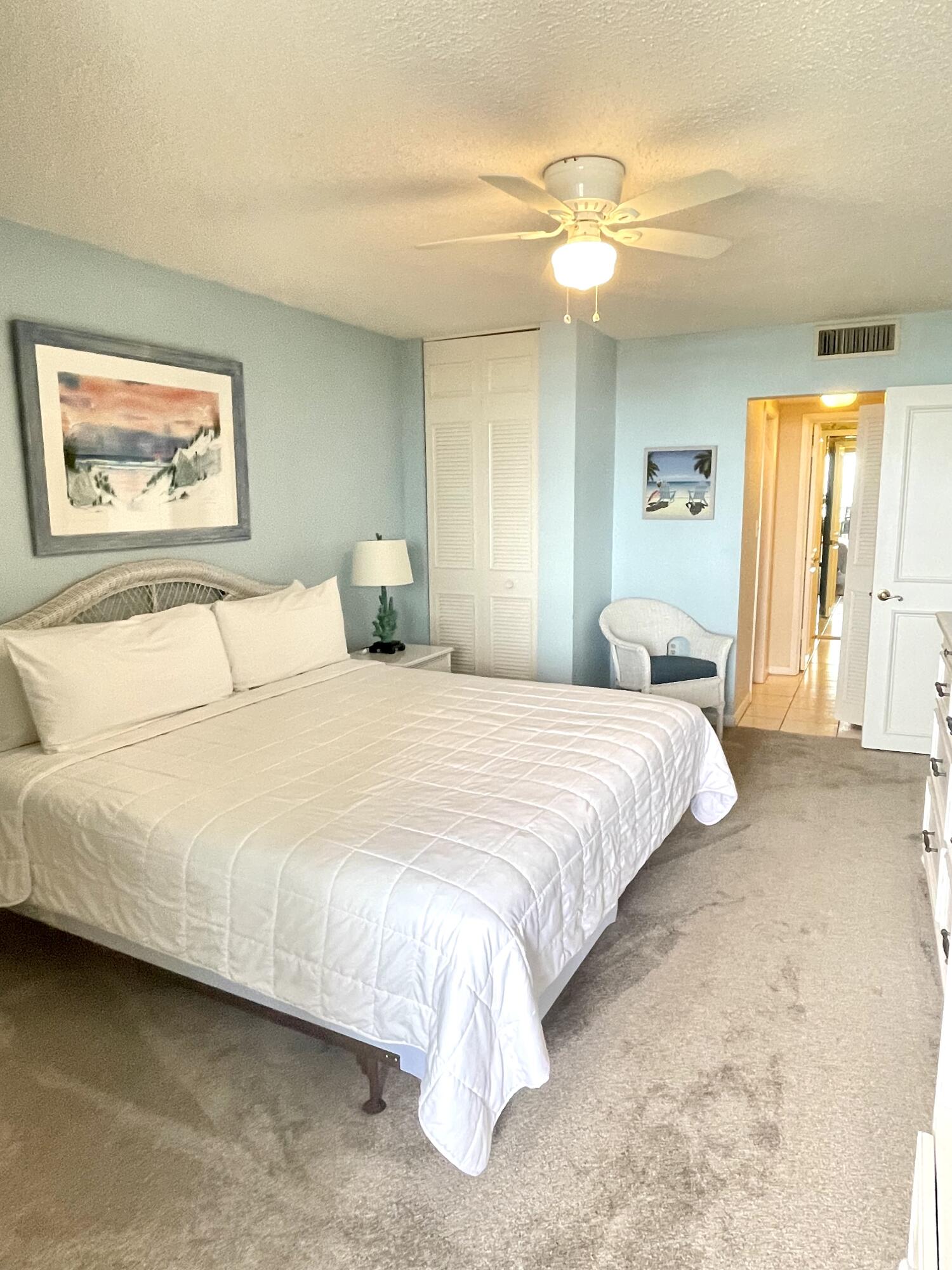 Jetty East Condominium - Residential