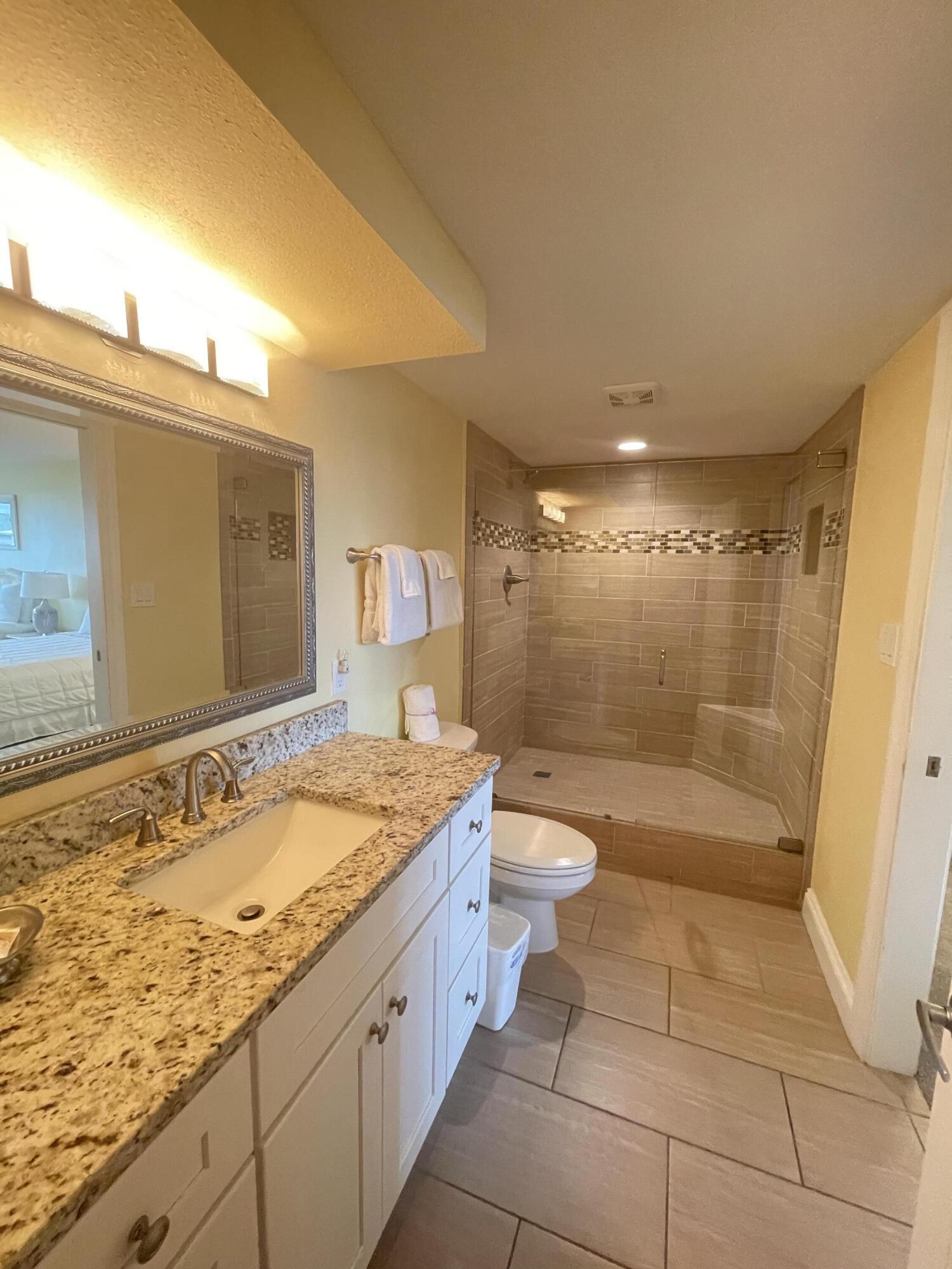 Jetty East Condominium - Residential