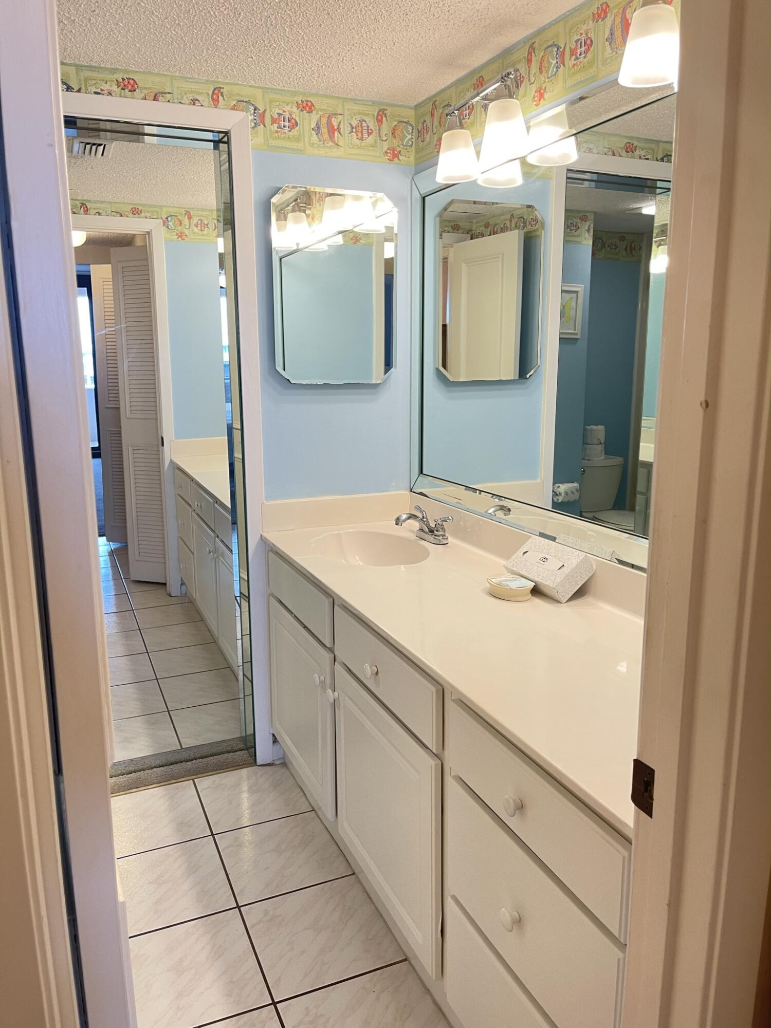 Jetty East Condominium - Residential