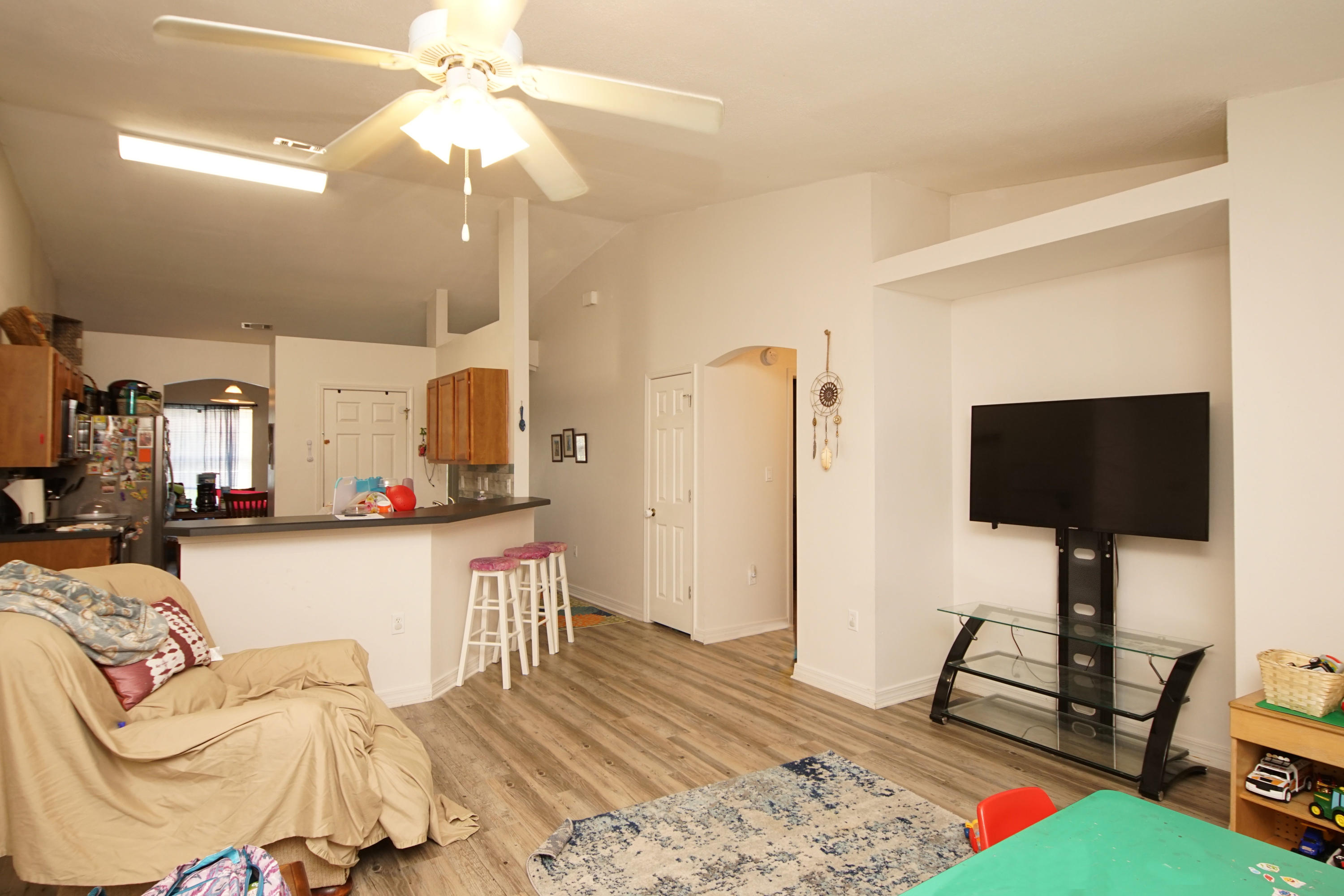 NAVARRE S/D 2ND ADDN - Residential