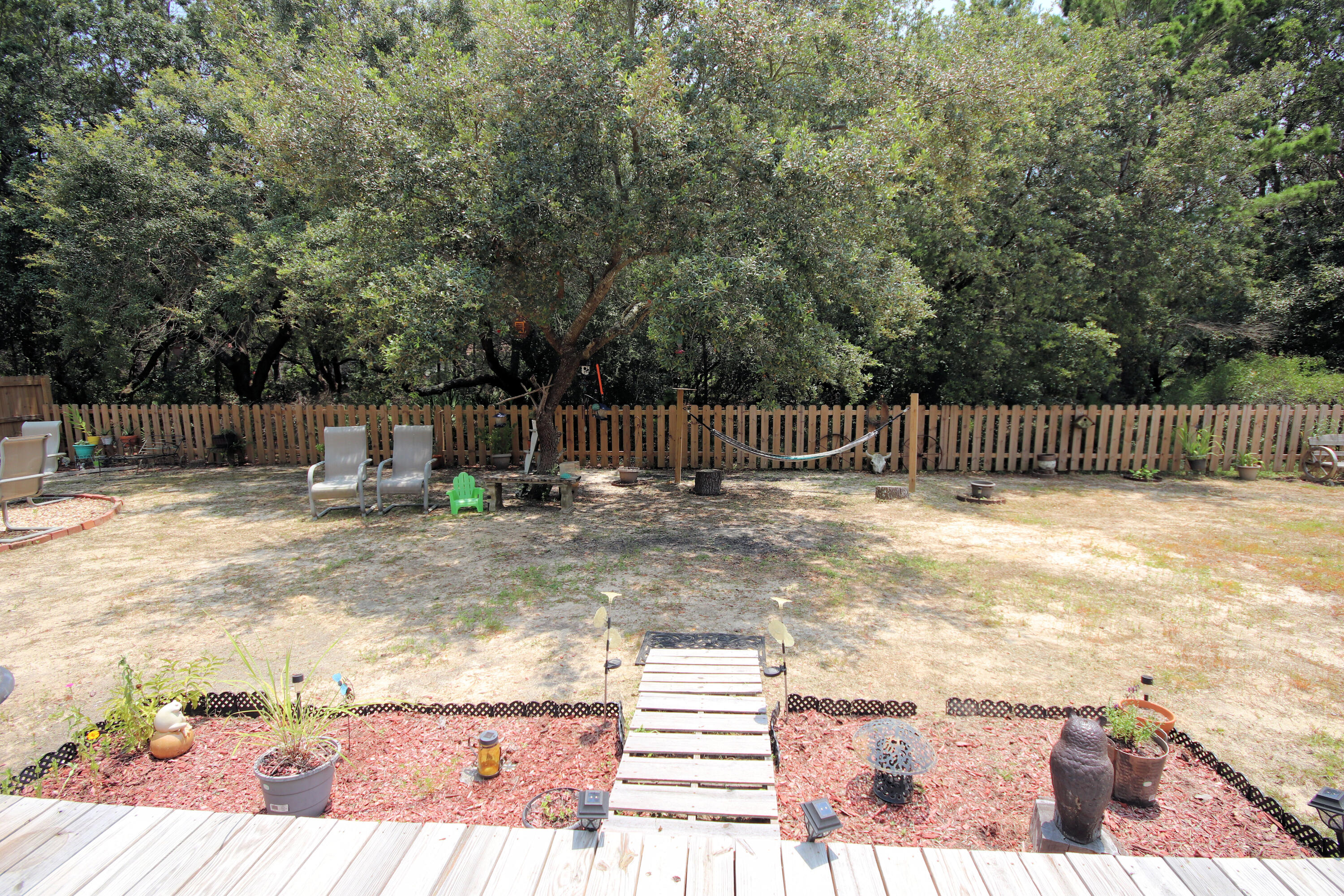 NAVARRE S/D 2ND ADDN - Residential