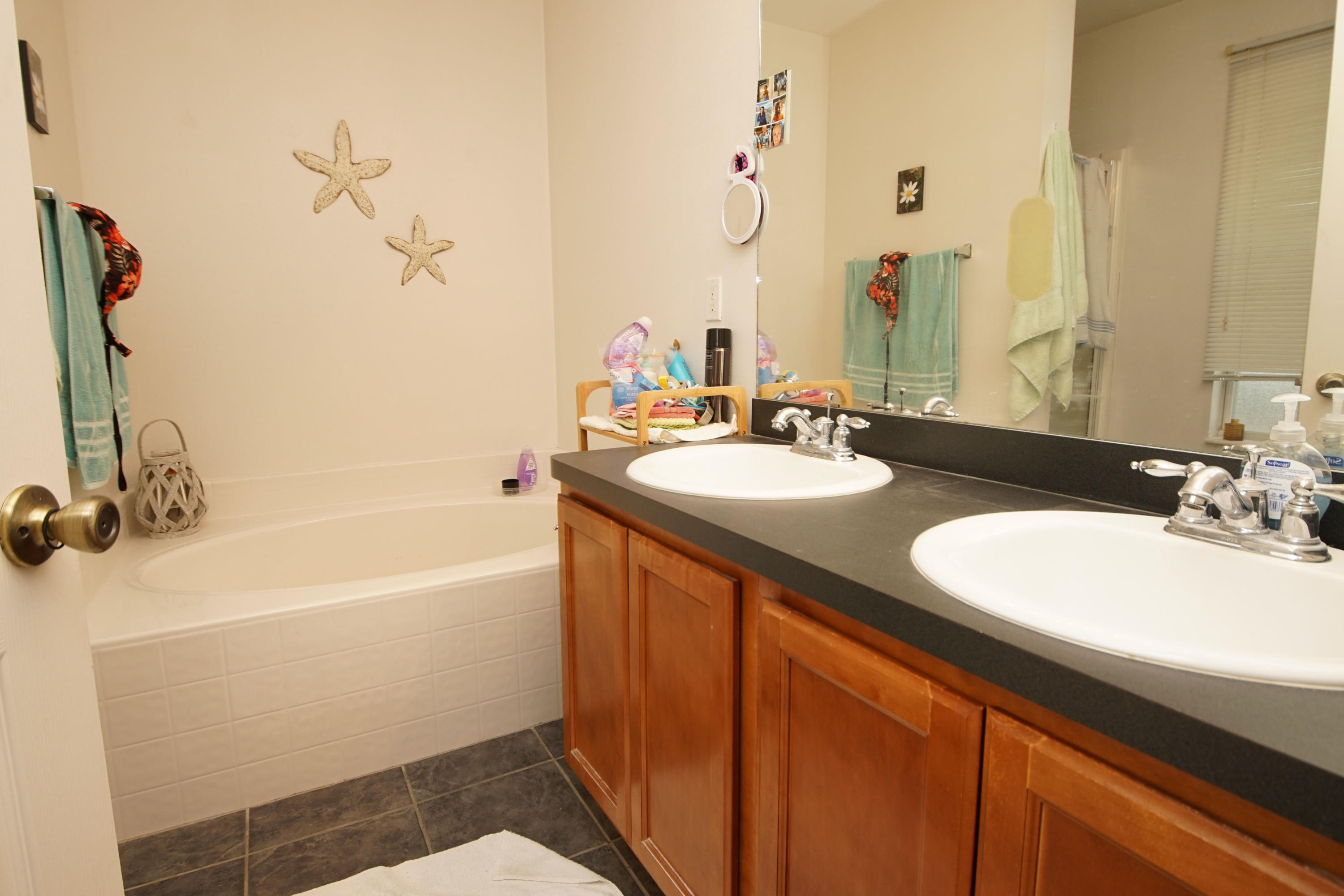 NAVARRE S/D 2ND ADDN - Residential