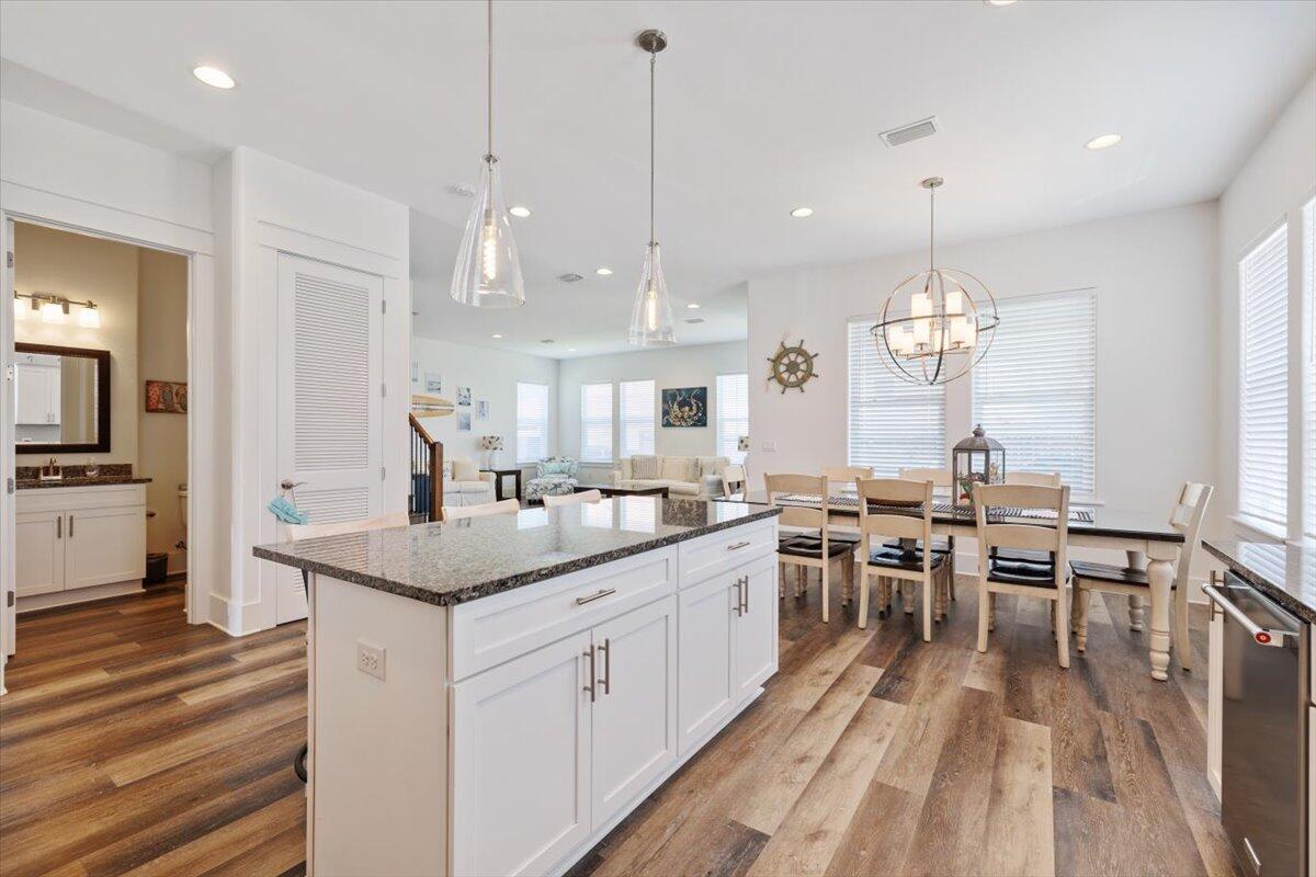 FRANGISTA BEACH 2ND ADDN - Residential