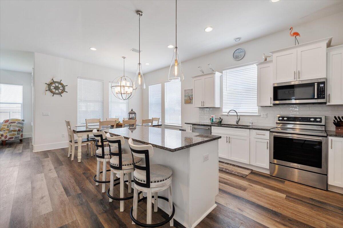 FRANGISTA BEACH 2ND ADDN - Residential