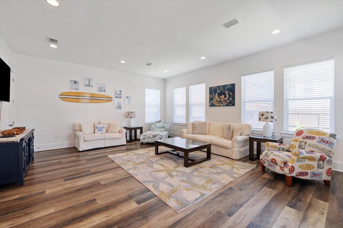 FRANGISTA BEACH 2ND ADDN - Residential