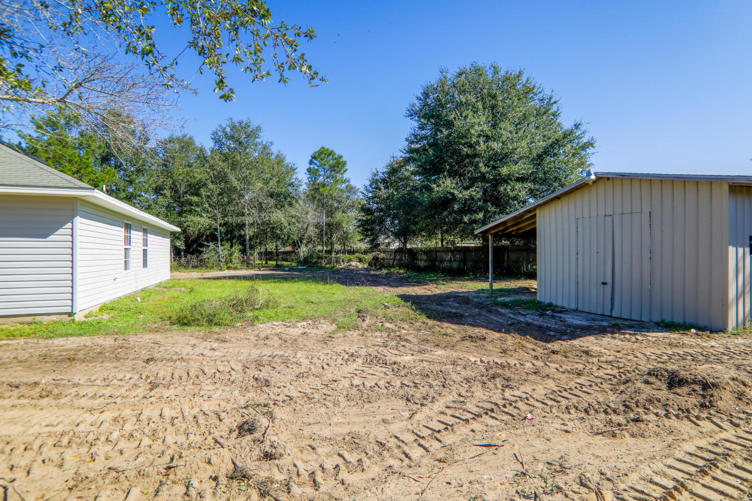 THE PINES - Residential