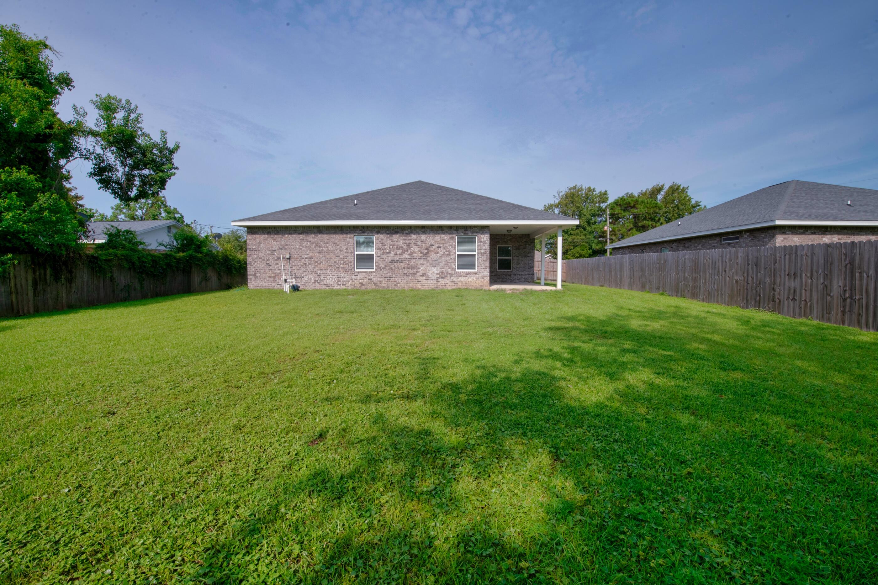 WYNNEHAVEN BEACH ESTATES - Residential