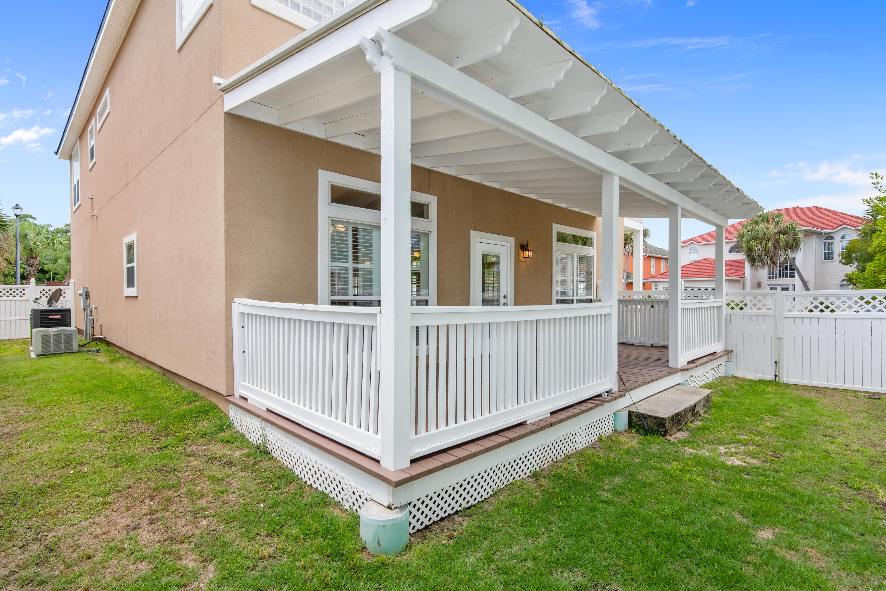 PALM HARBOR MARINA - Residential