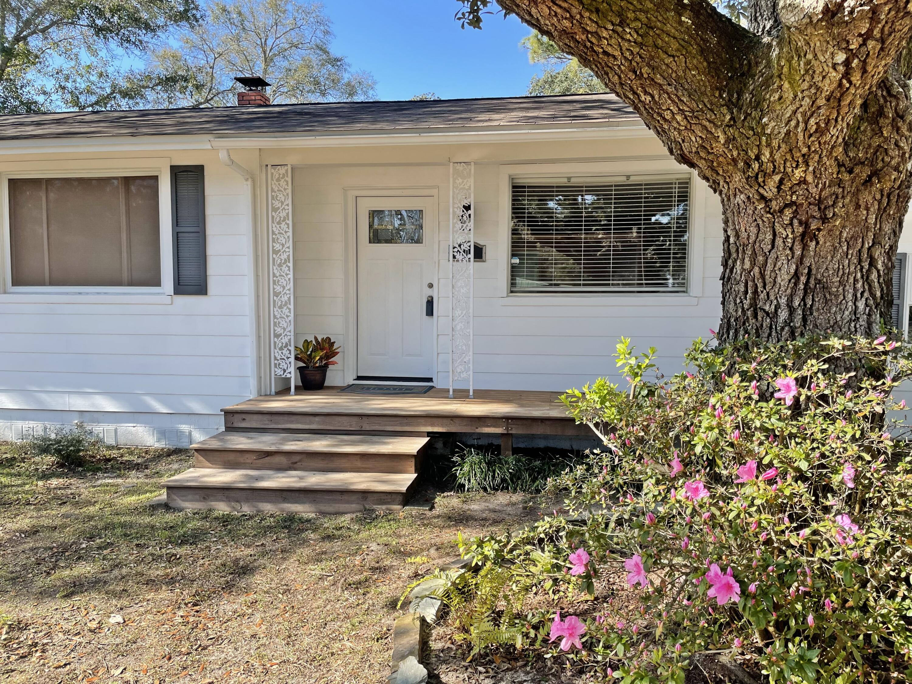 GARNIER BEACH - Residential