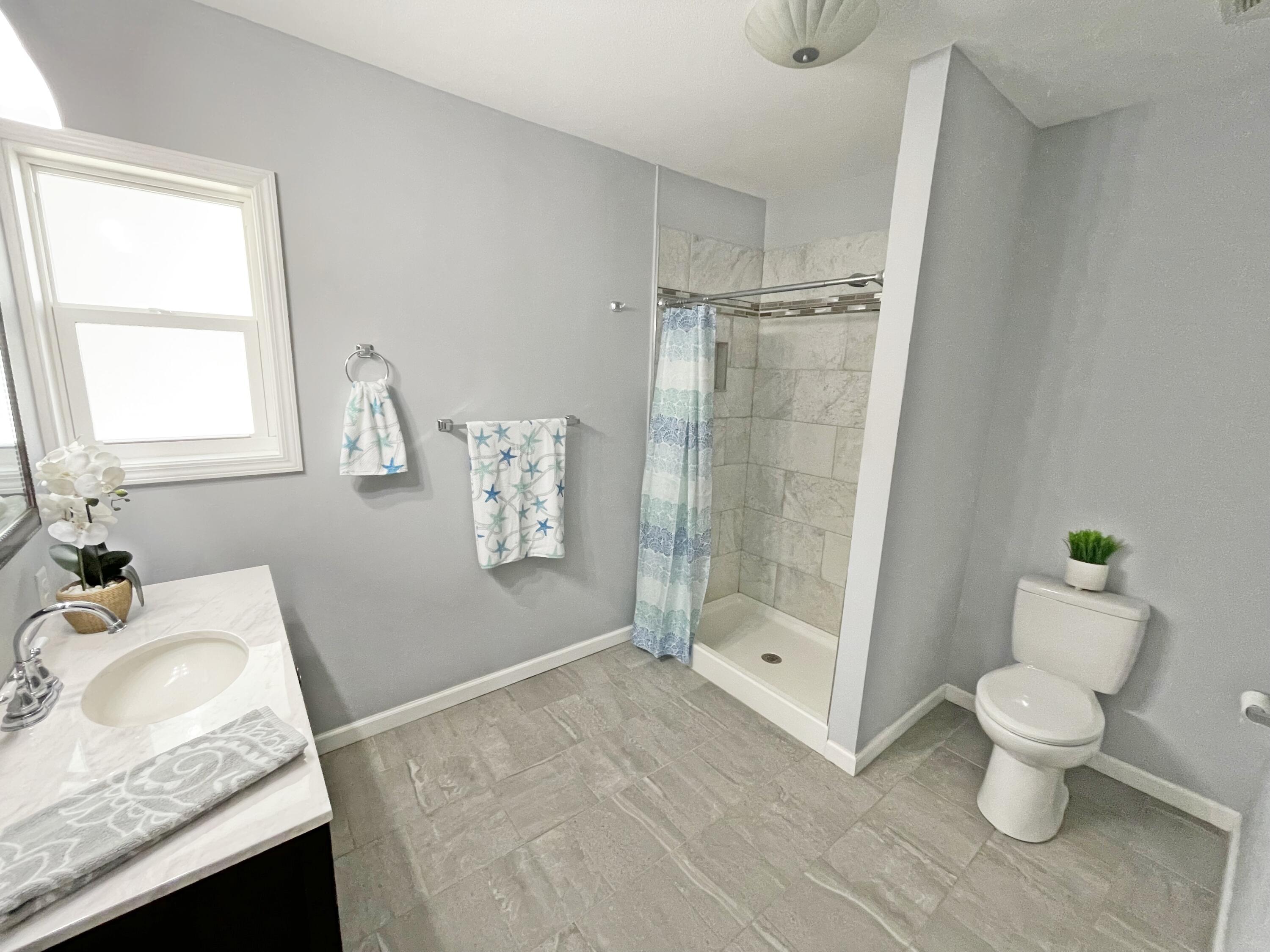 GARNIER BEACH - Residential