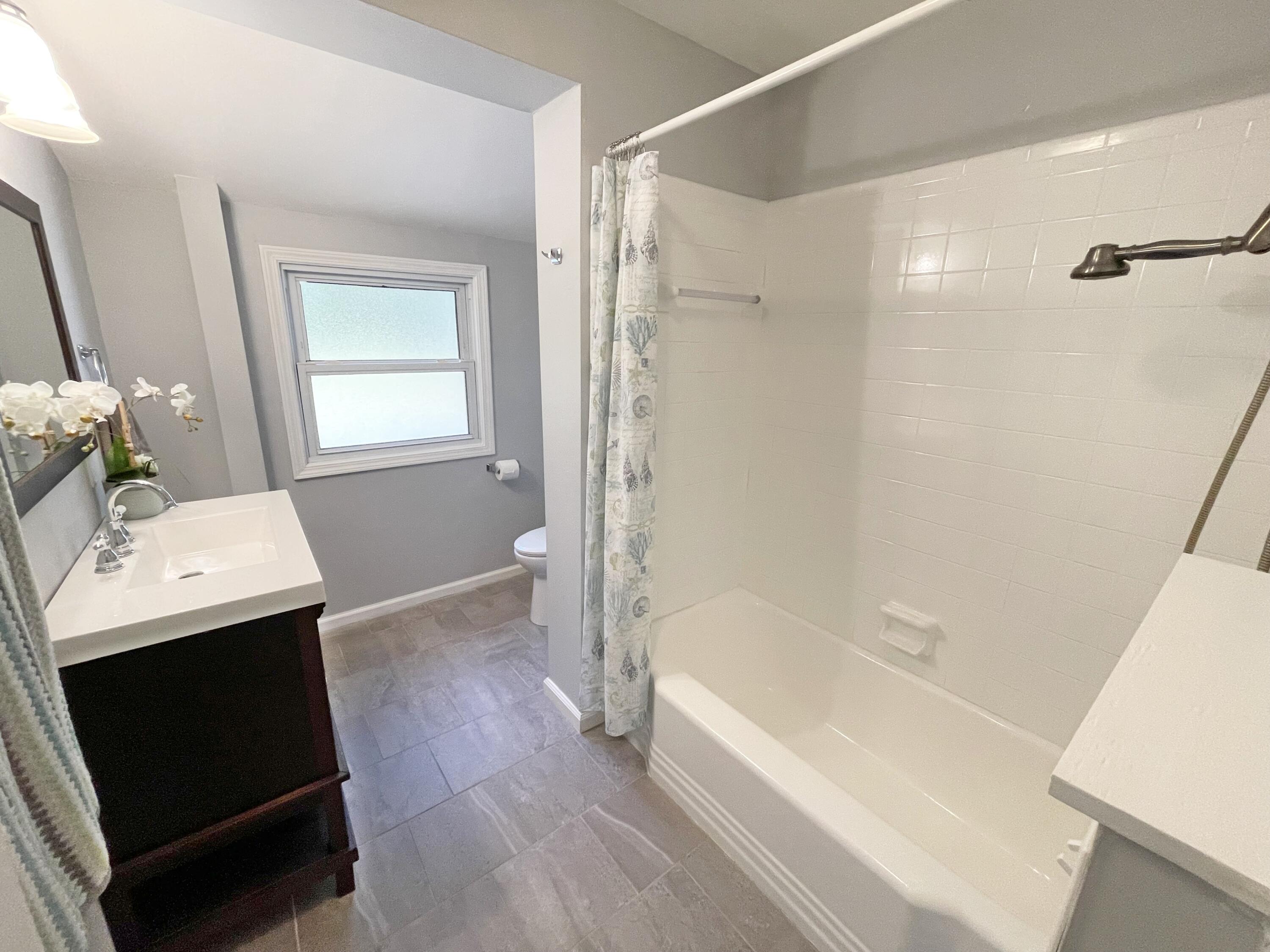 GARNIER BEACH - Residential