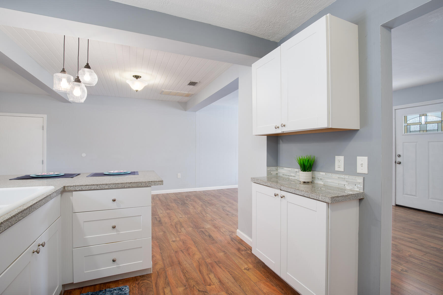 GARNIER BEACH - Residential