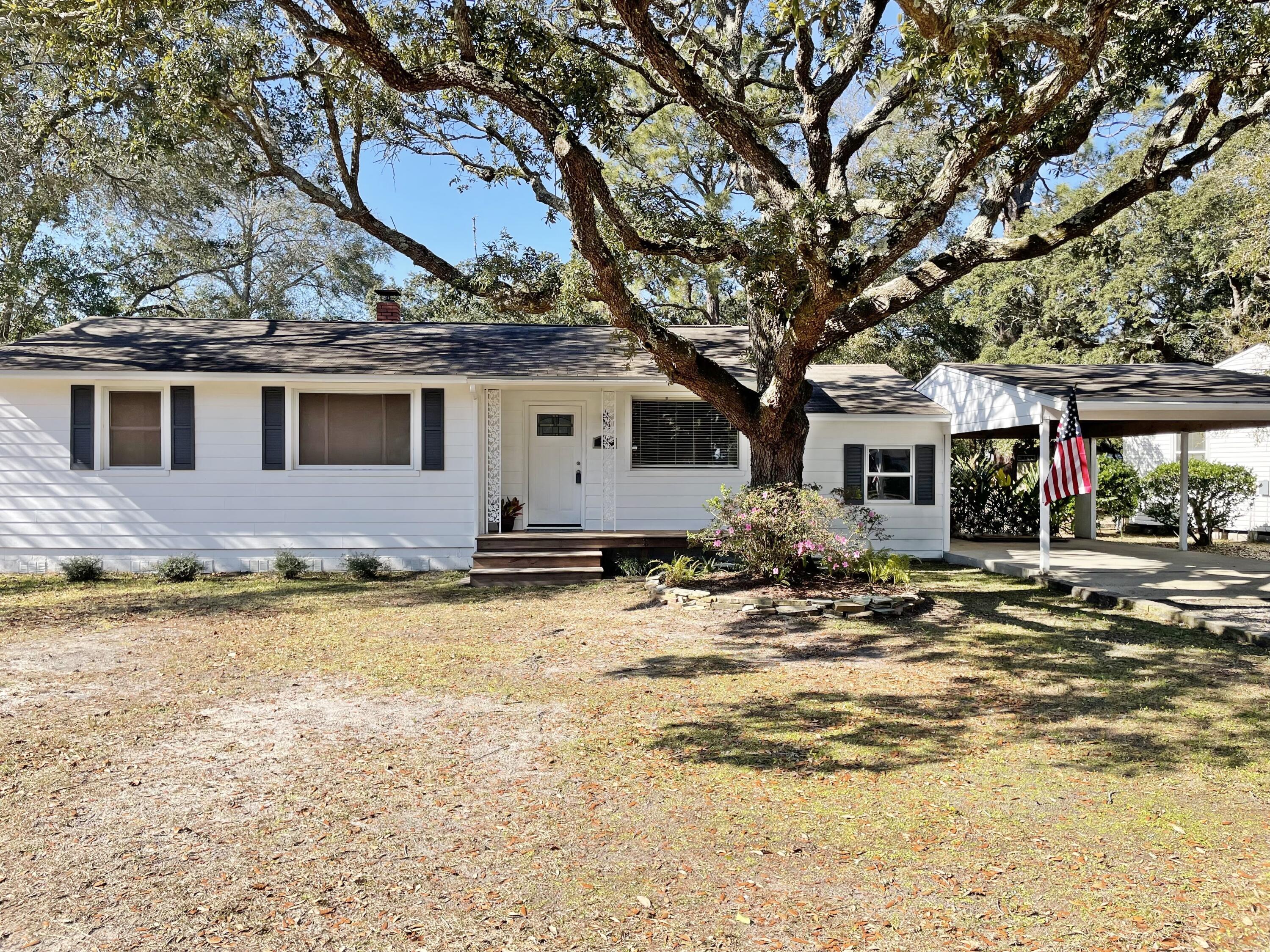 GARNIER BEACH - Residential