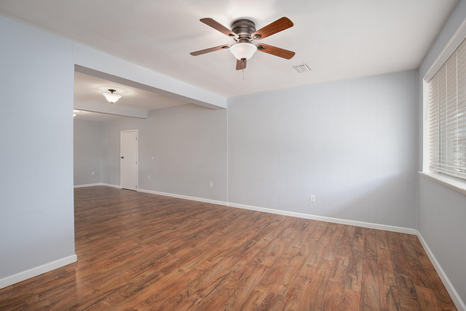 GARNIER BEACH - Residential