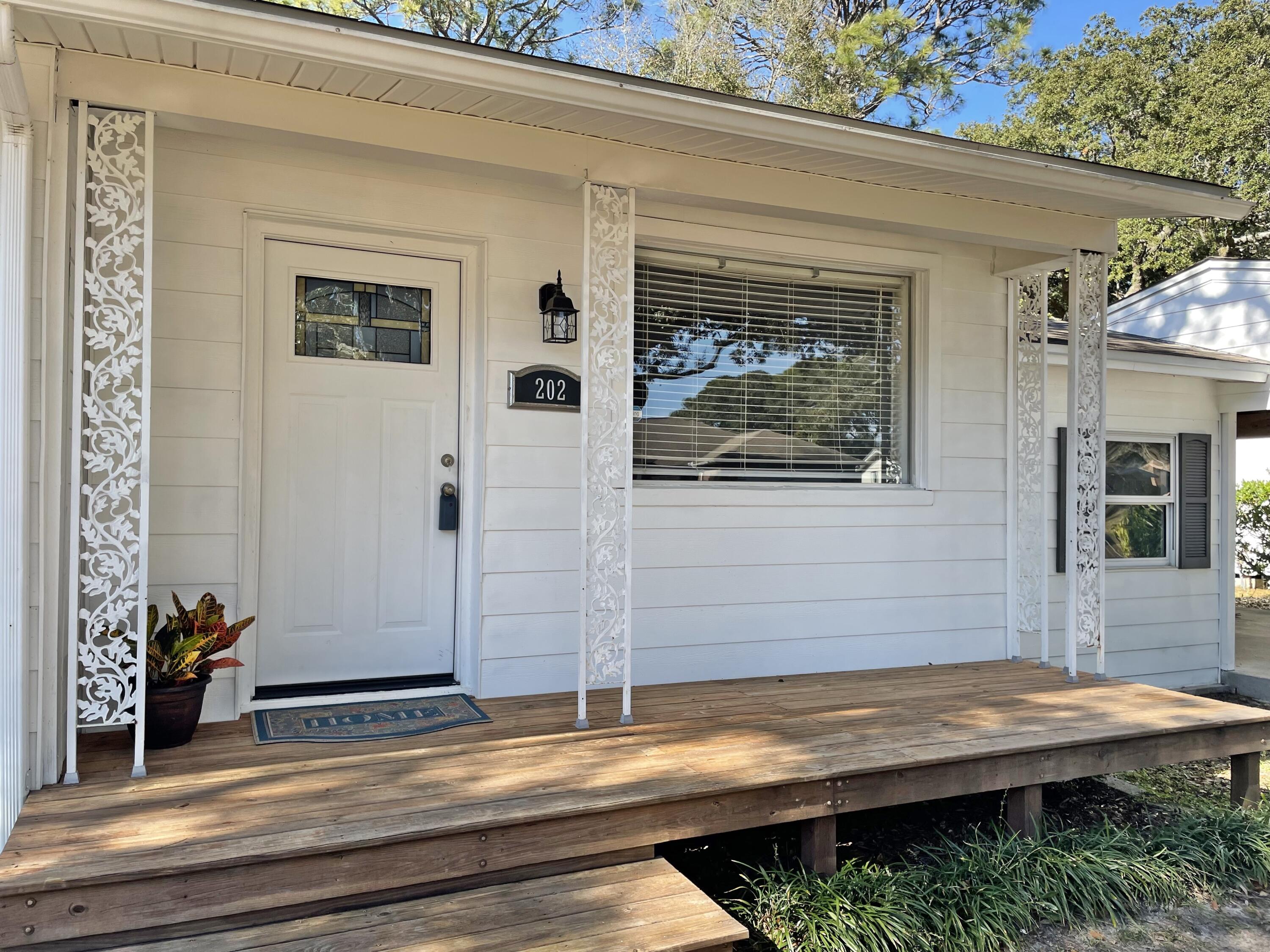 GARNIER BEACH - Residential