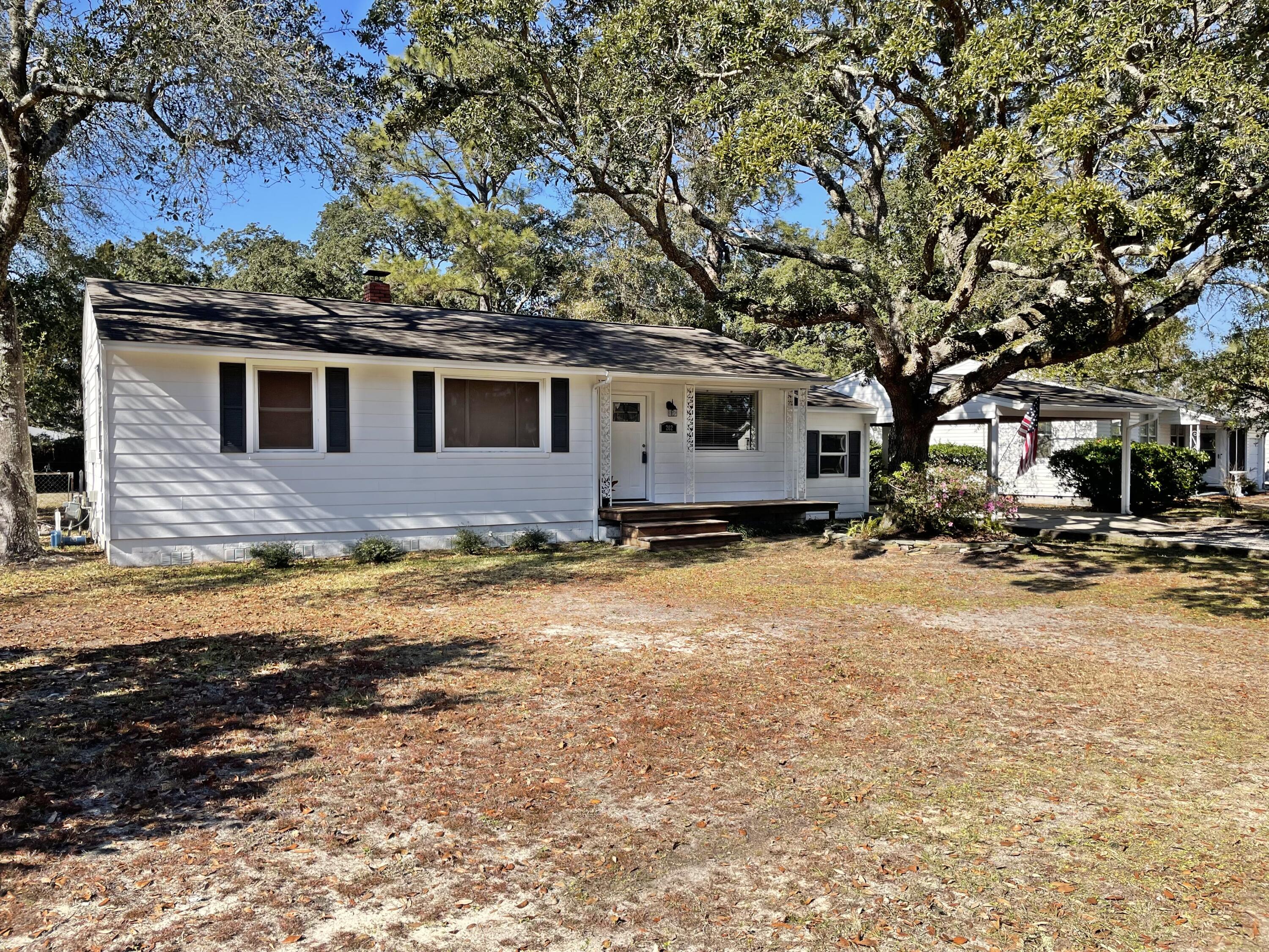 GARNIER BEACH - Residential