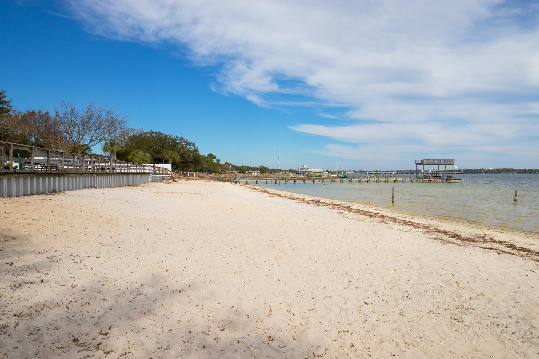 GARNIER BEACH - Residential