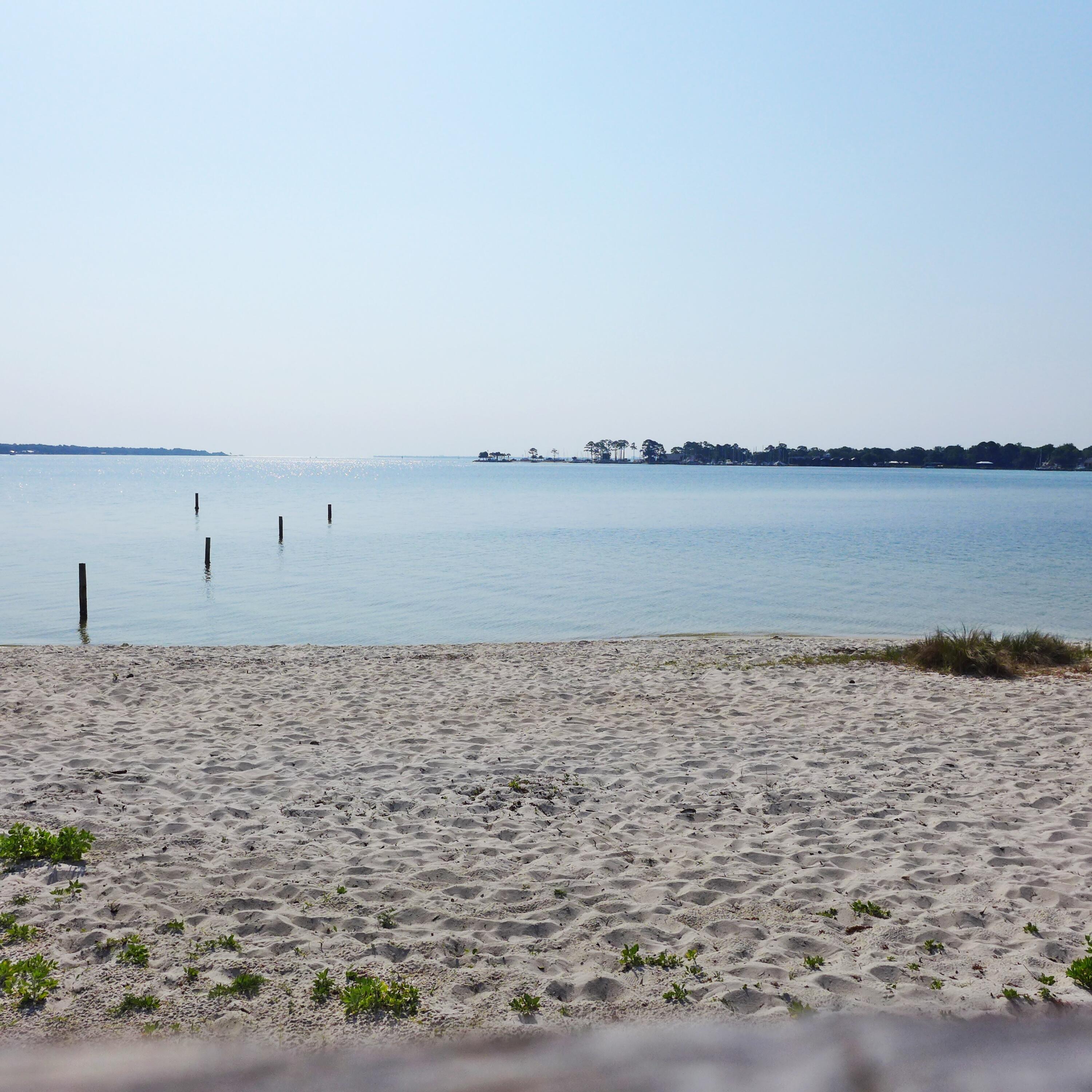 GARNIER BEACH - Residential