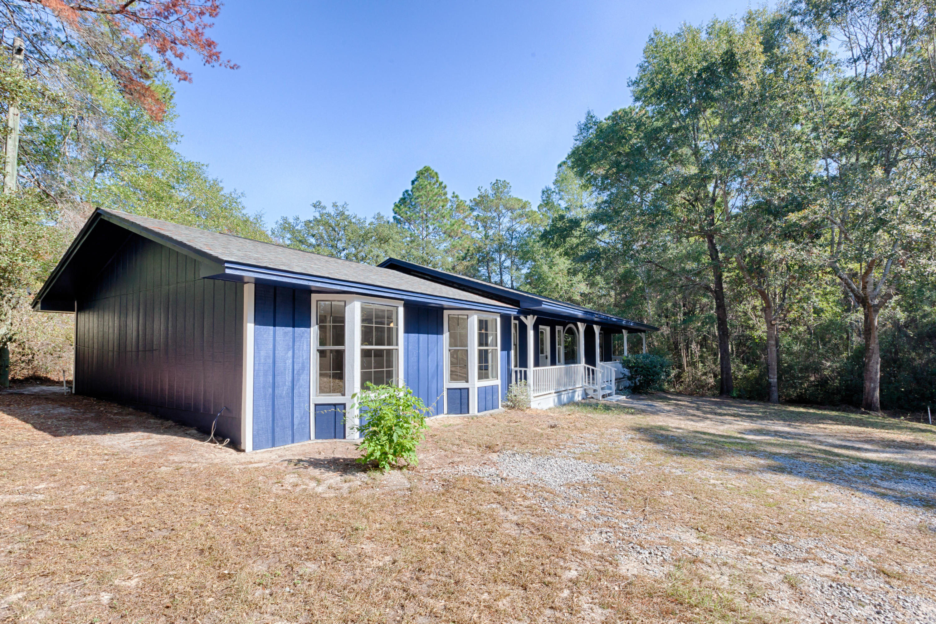 LANDINGS UNRECD THE - Residential