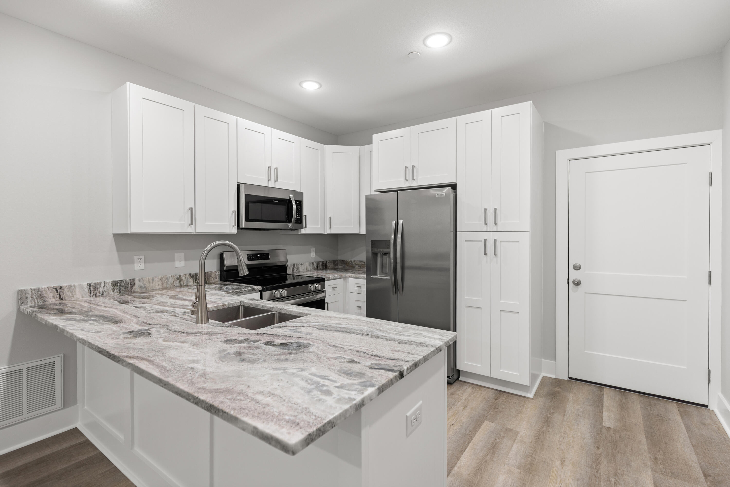 165 South - Residential Lease