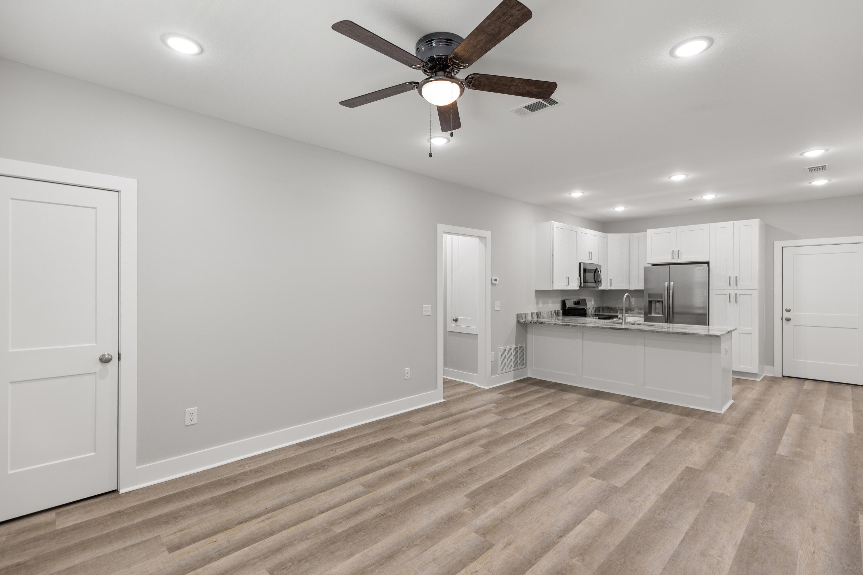 165 South - Residential Lease