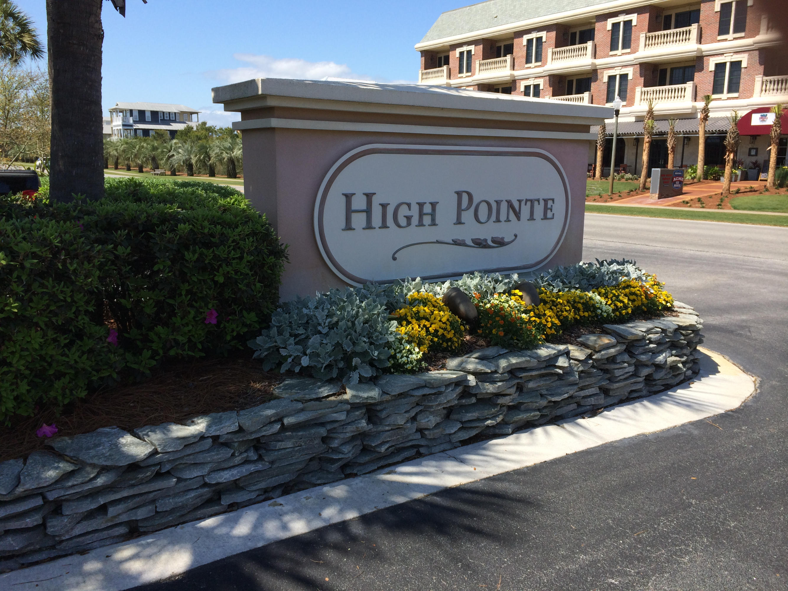 HIGH POINTE RESORT CONDO - Residential